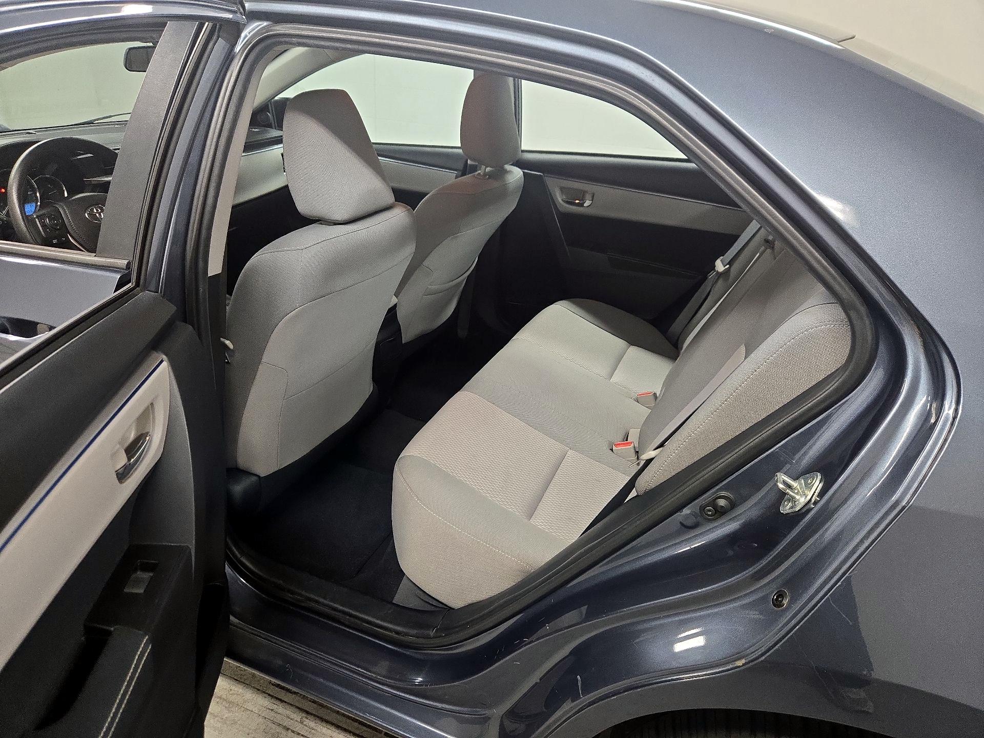 Thumbnail: 2015 Toyota Corolla - 19