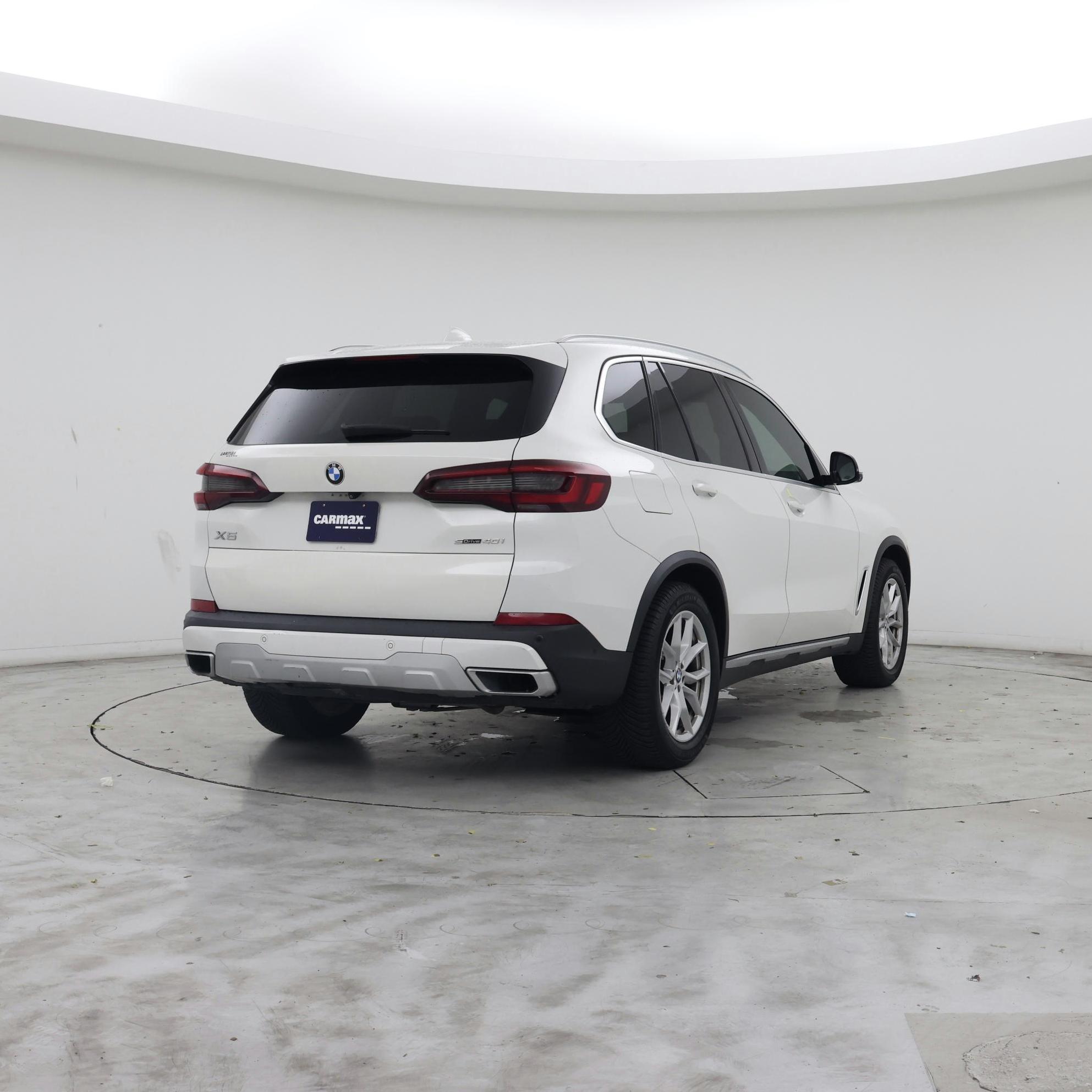 Thumbnail: 2021 BMW X5 - 8