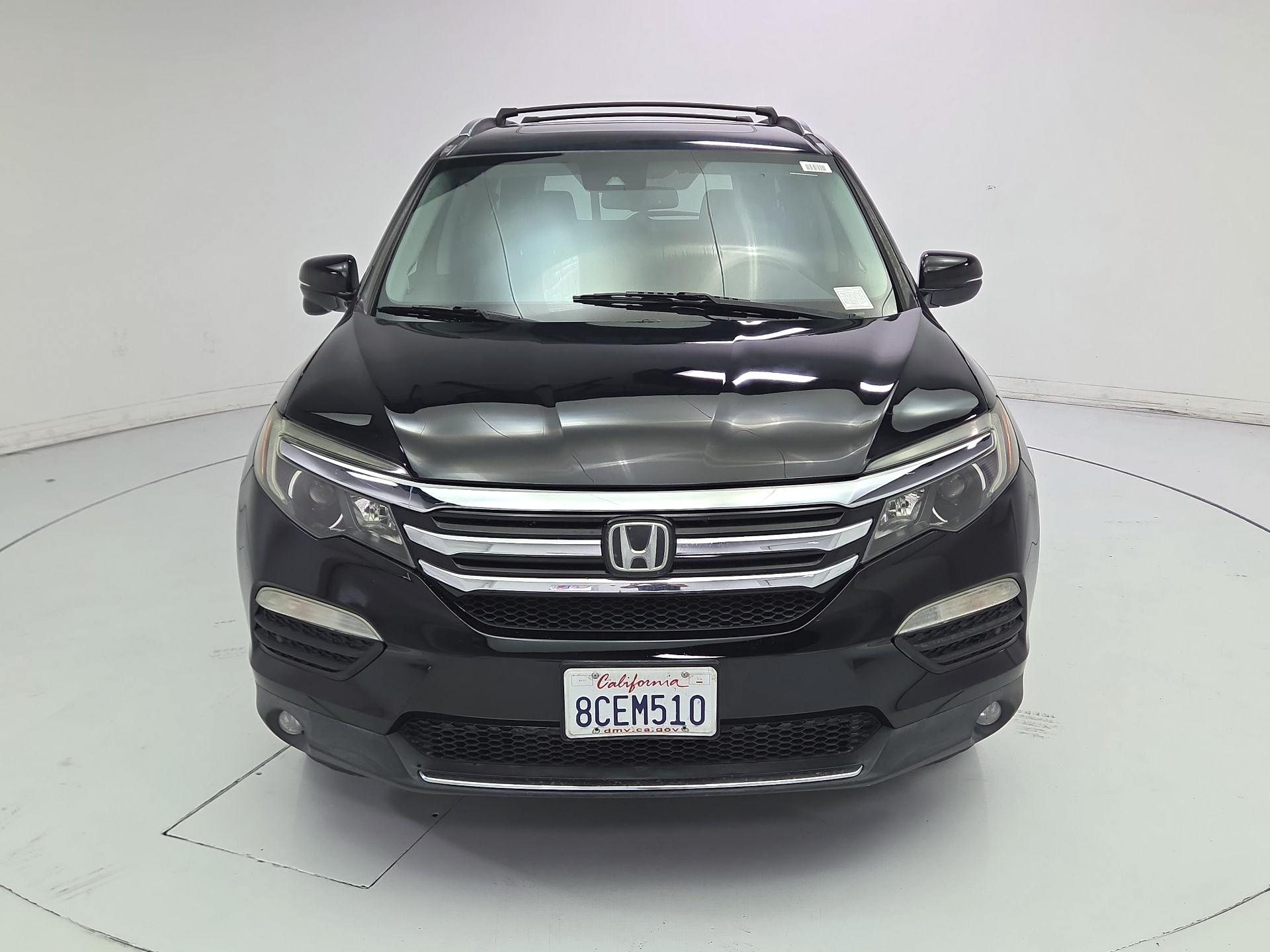 Thumbnail: 2017 Honda Pilot - 2