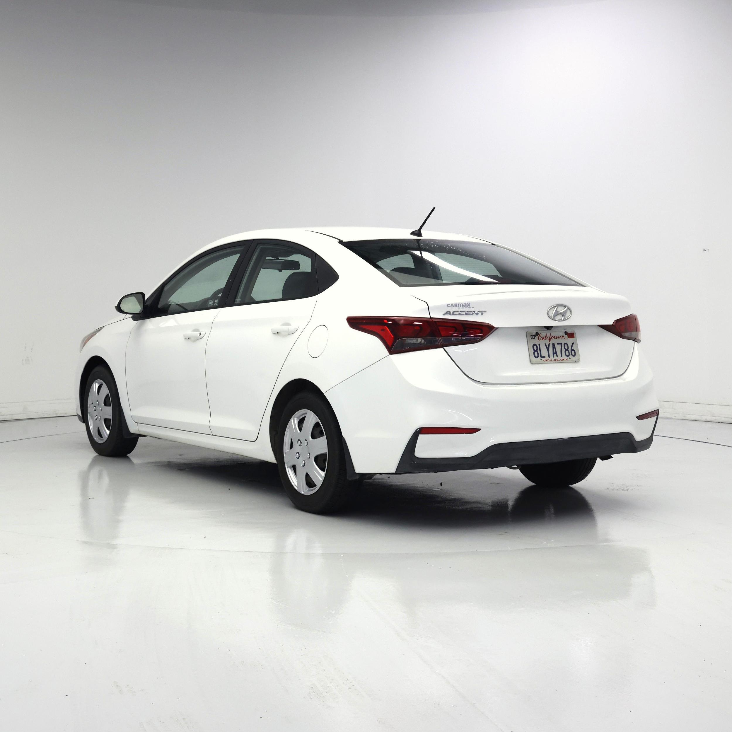 Thumbnail: 2019 Hyundai Accent - 2