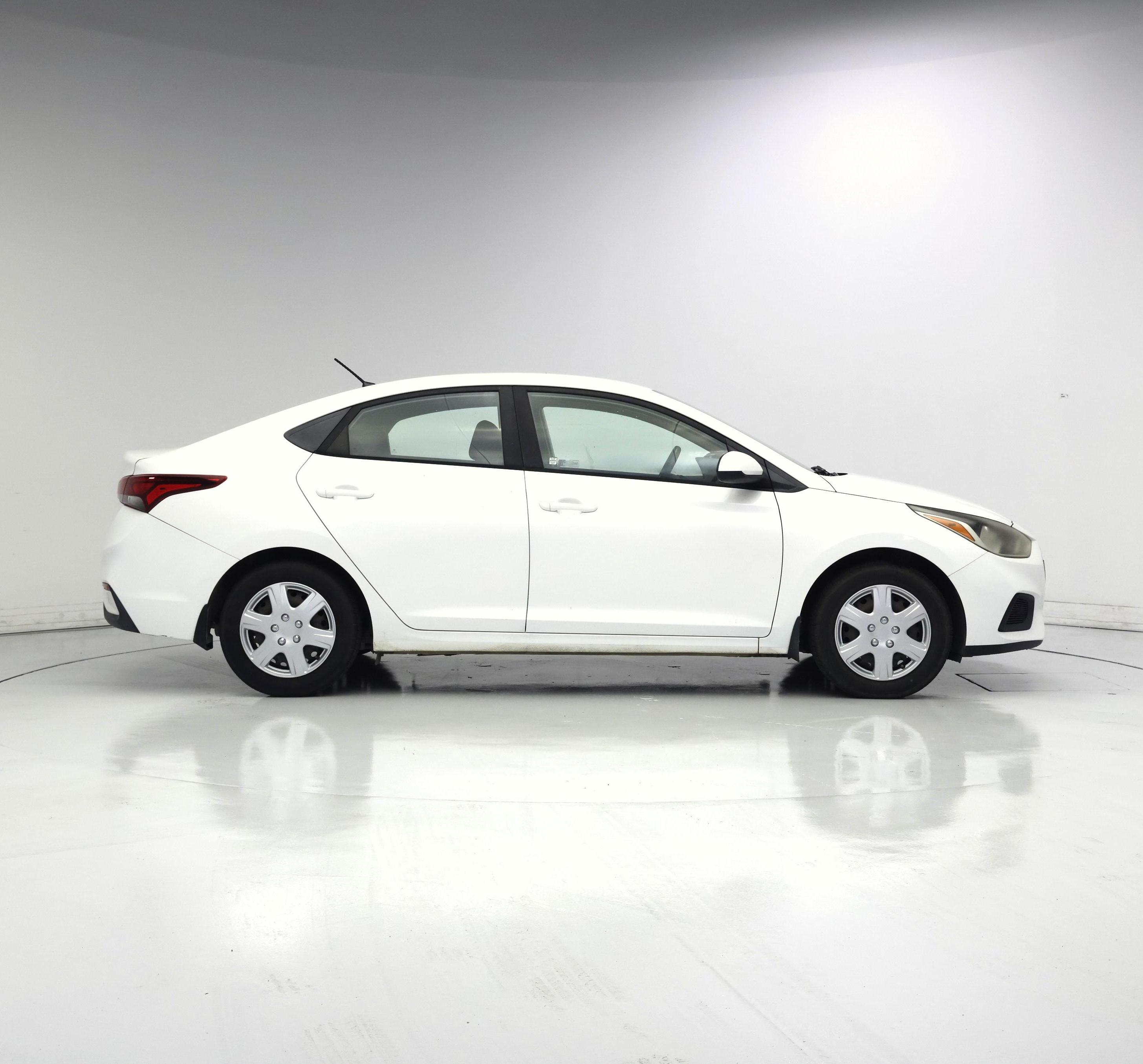 Thumbnail: 2019 Hyundai Accent - 7