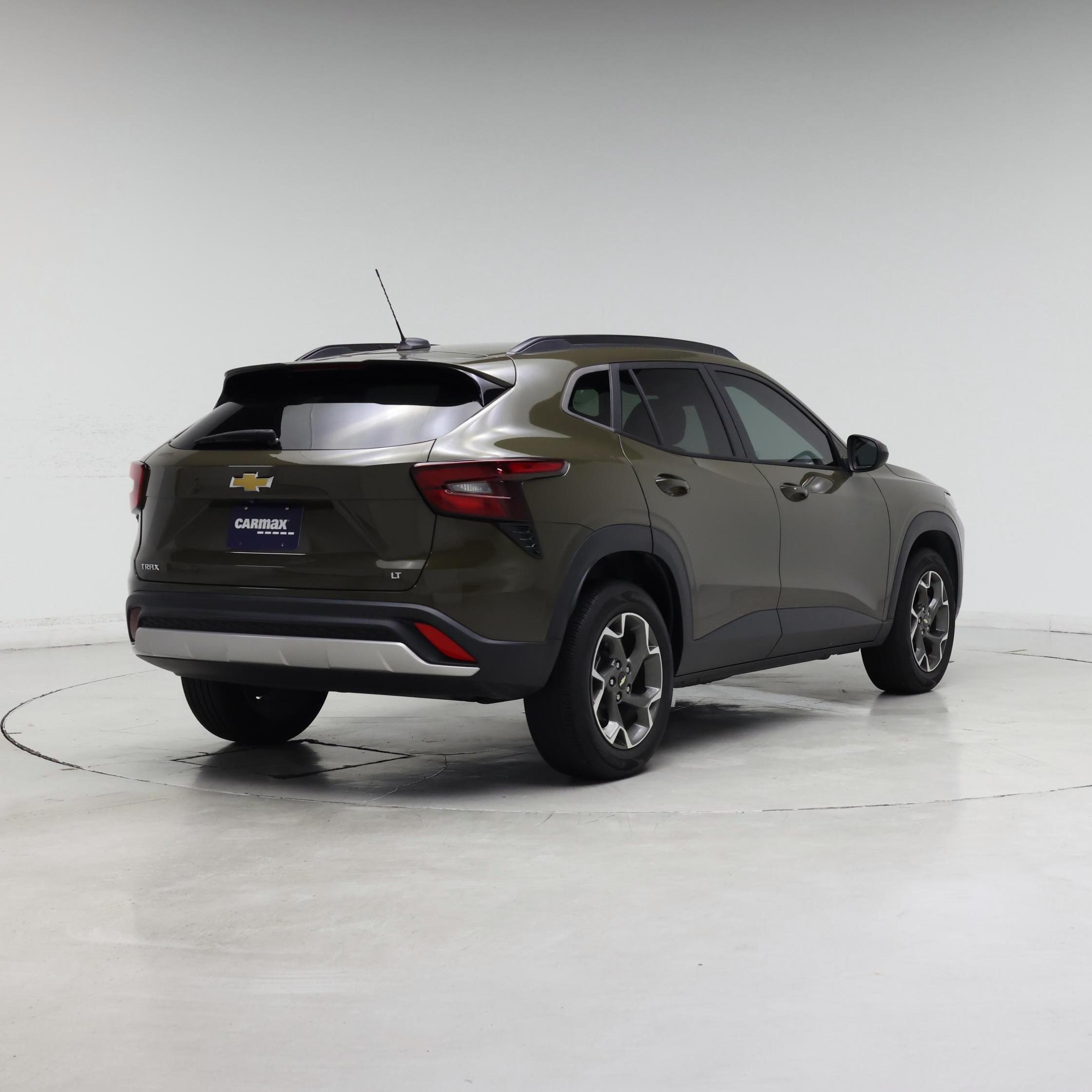 Thumbnail: 2024 Chevrolet Trax - 8