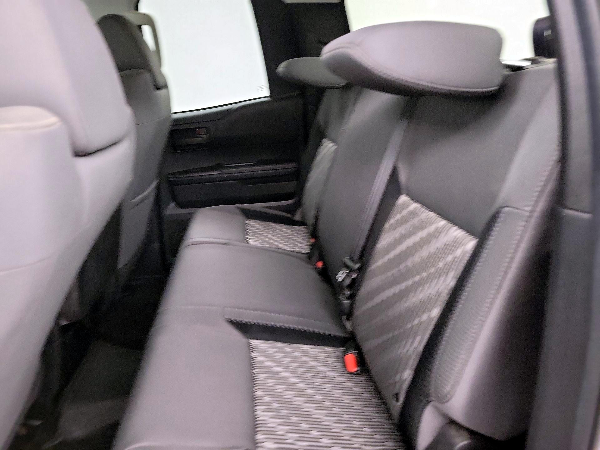 Thumbnail: 2021 Toyota Tundra - 19