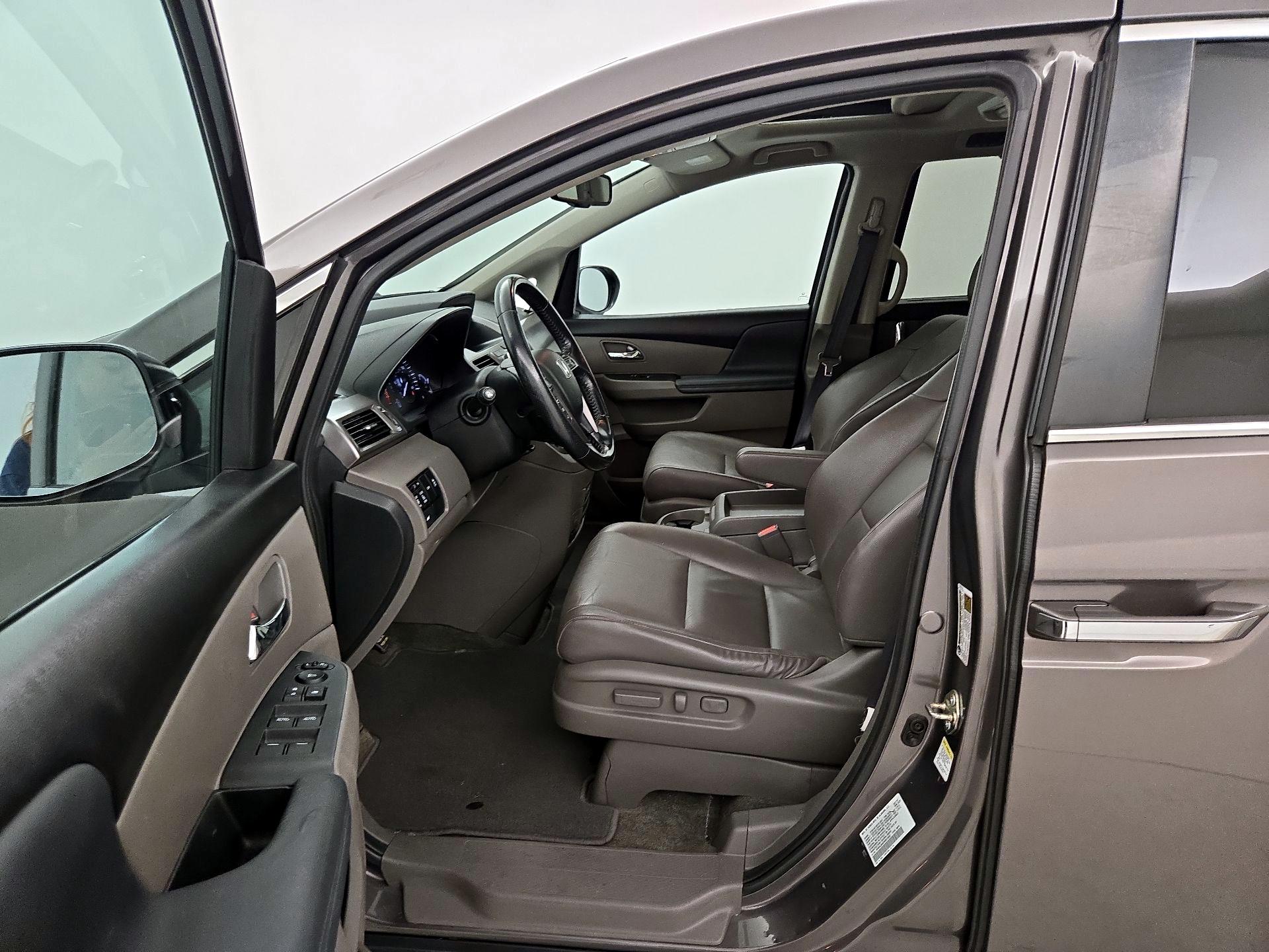 Thumbnail: 2017 Honda Odyssey - 11