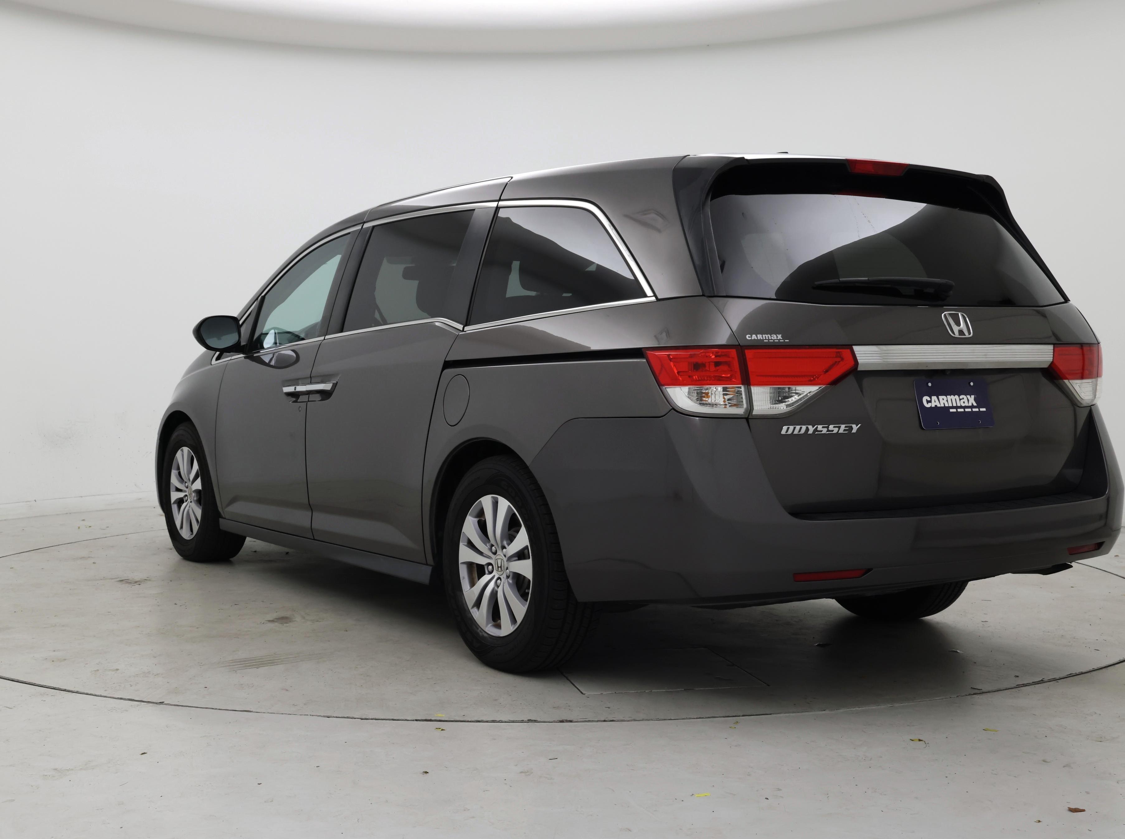 Thumbnail: 2017 Honda Odyssey - 2