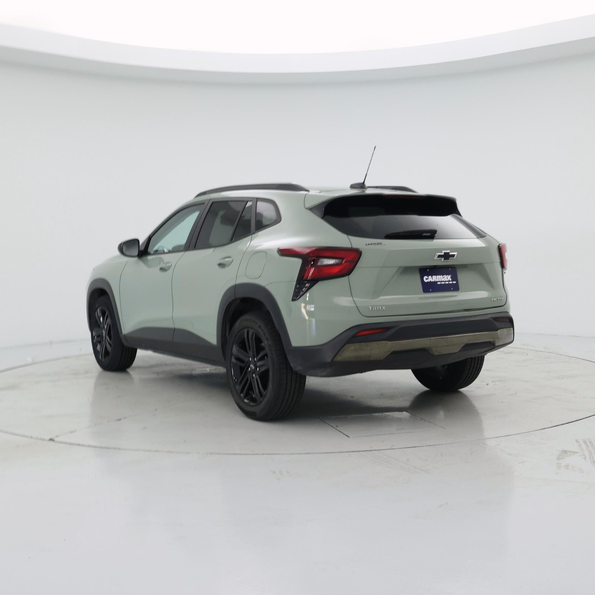 Thumbnail: 2025 Chevrolet Trax - 2
