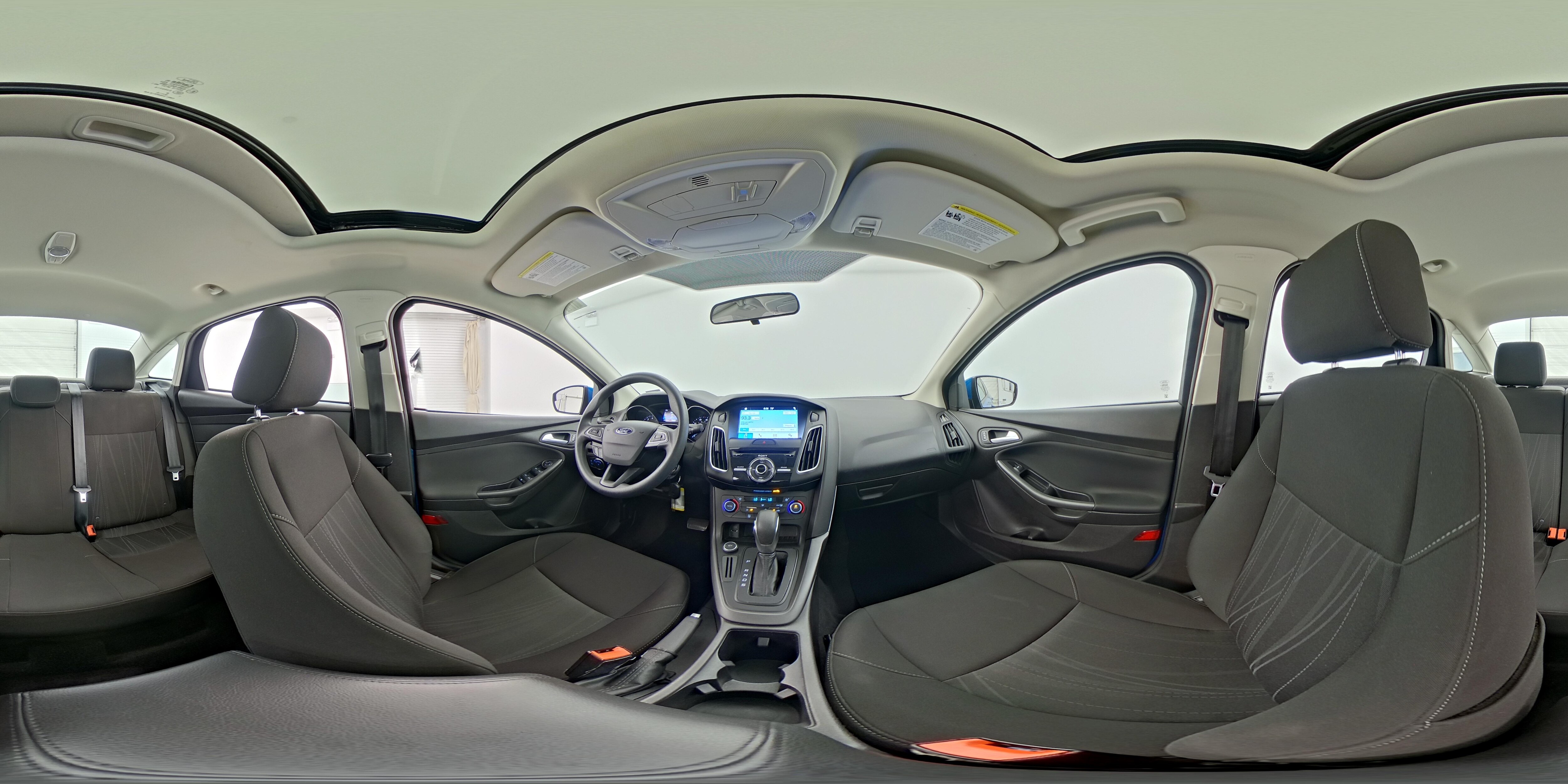 2017 Ford Focus SEL - Photo 24