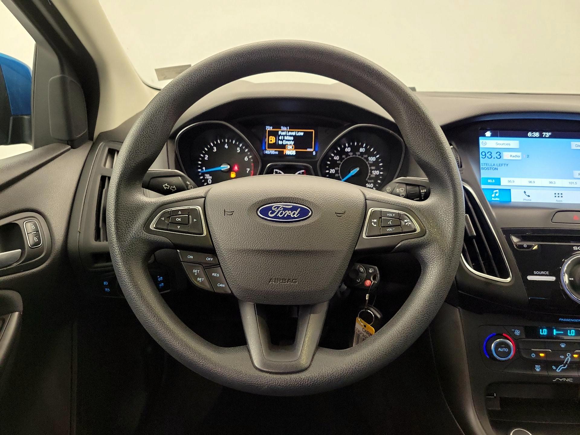 Thumbnail: 2017 Ford Focus - 10