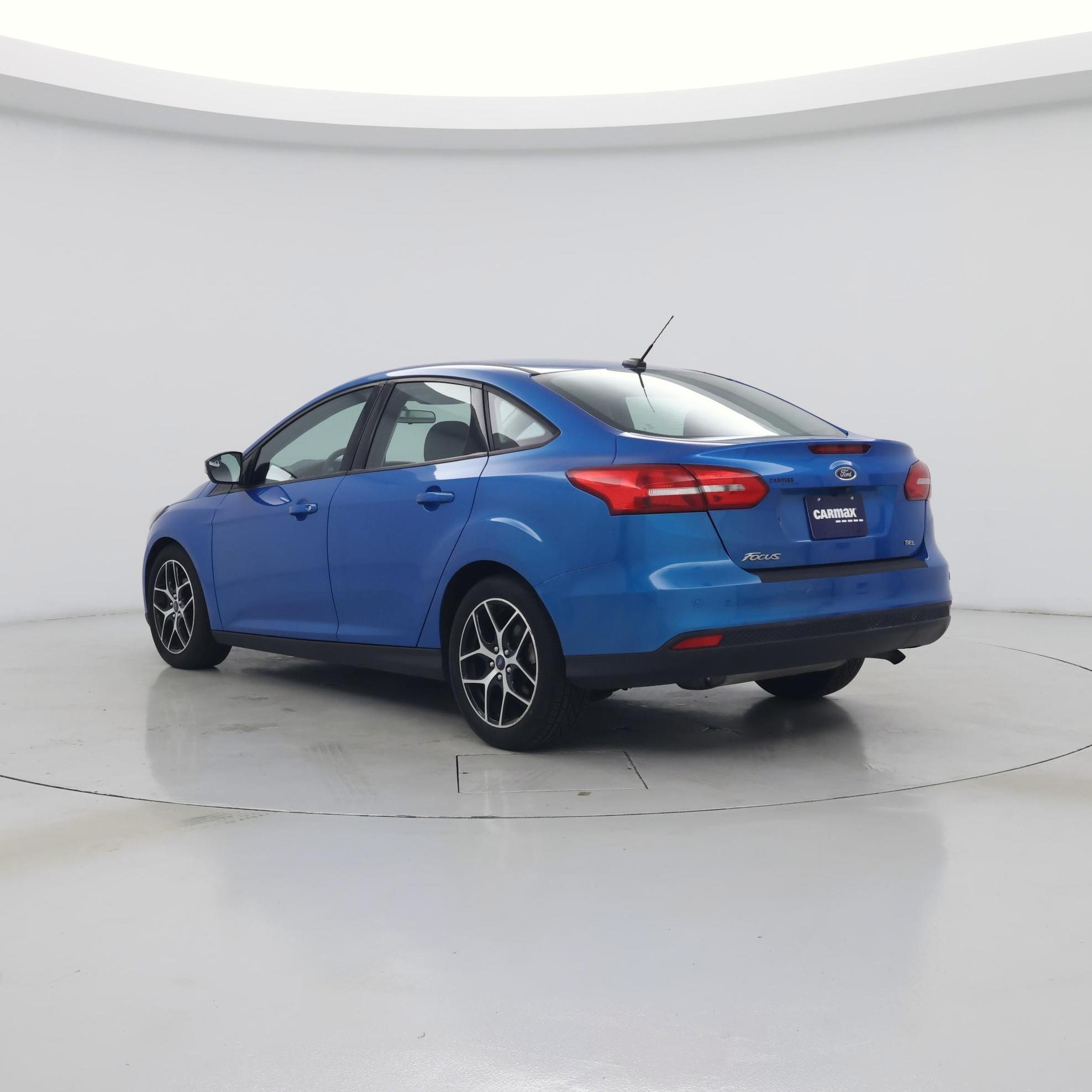 Thumbnail: 2017 Ford Focus - 2