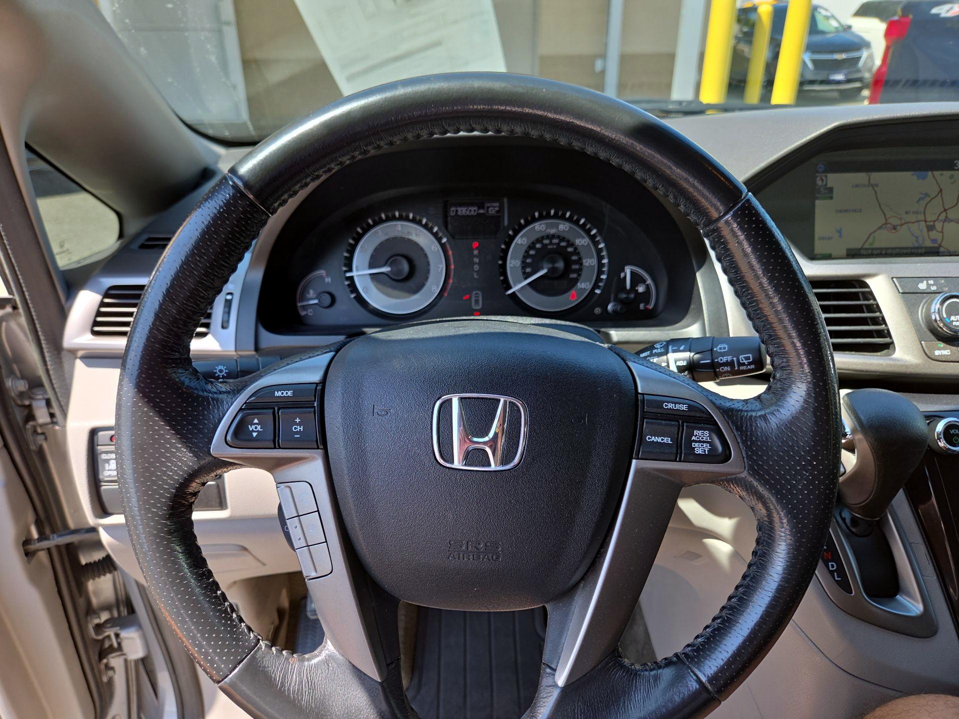 Thumbnail: 2016 Honda Odyssey - 10