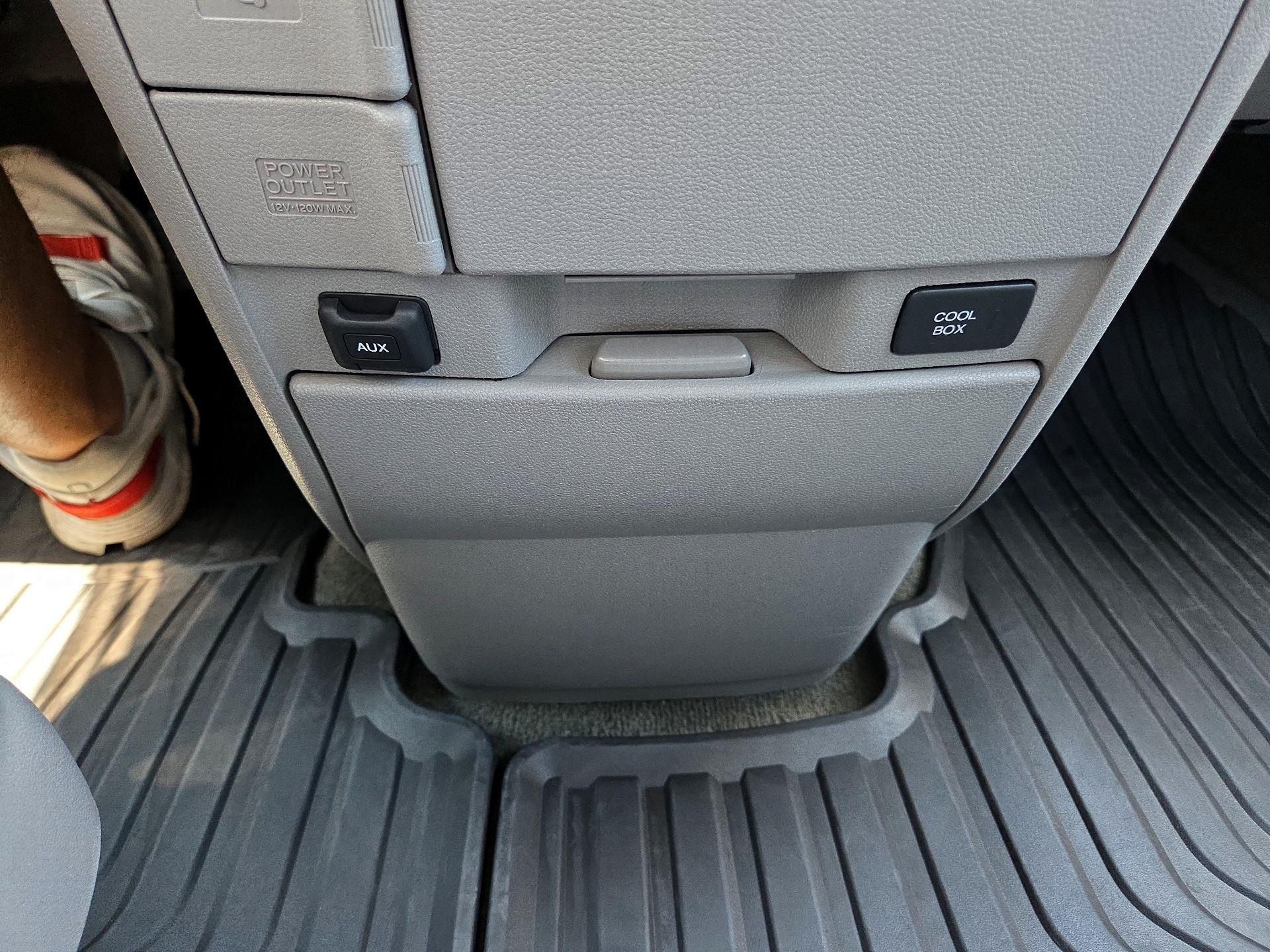 Thumbnail: 2016 Honda Odyssey - 18