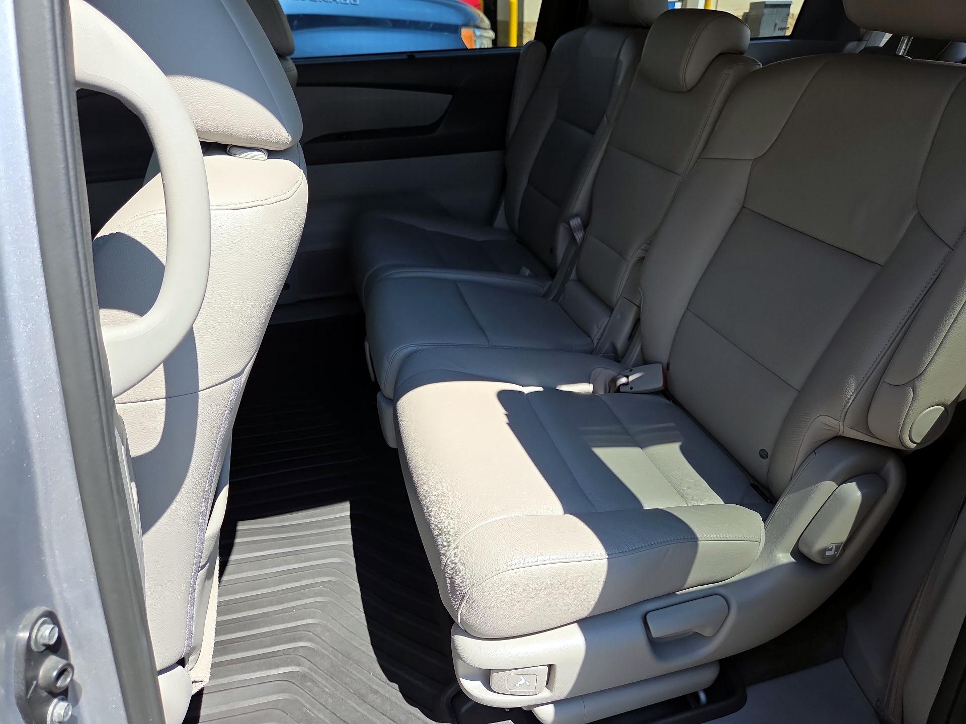 Thumbnail: 2016 Honda Odyssey - 19