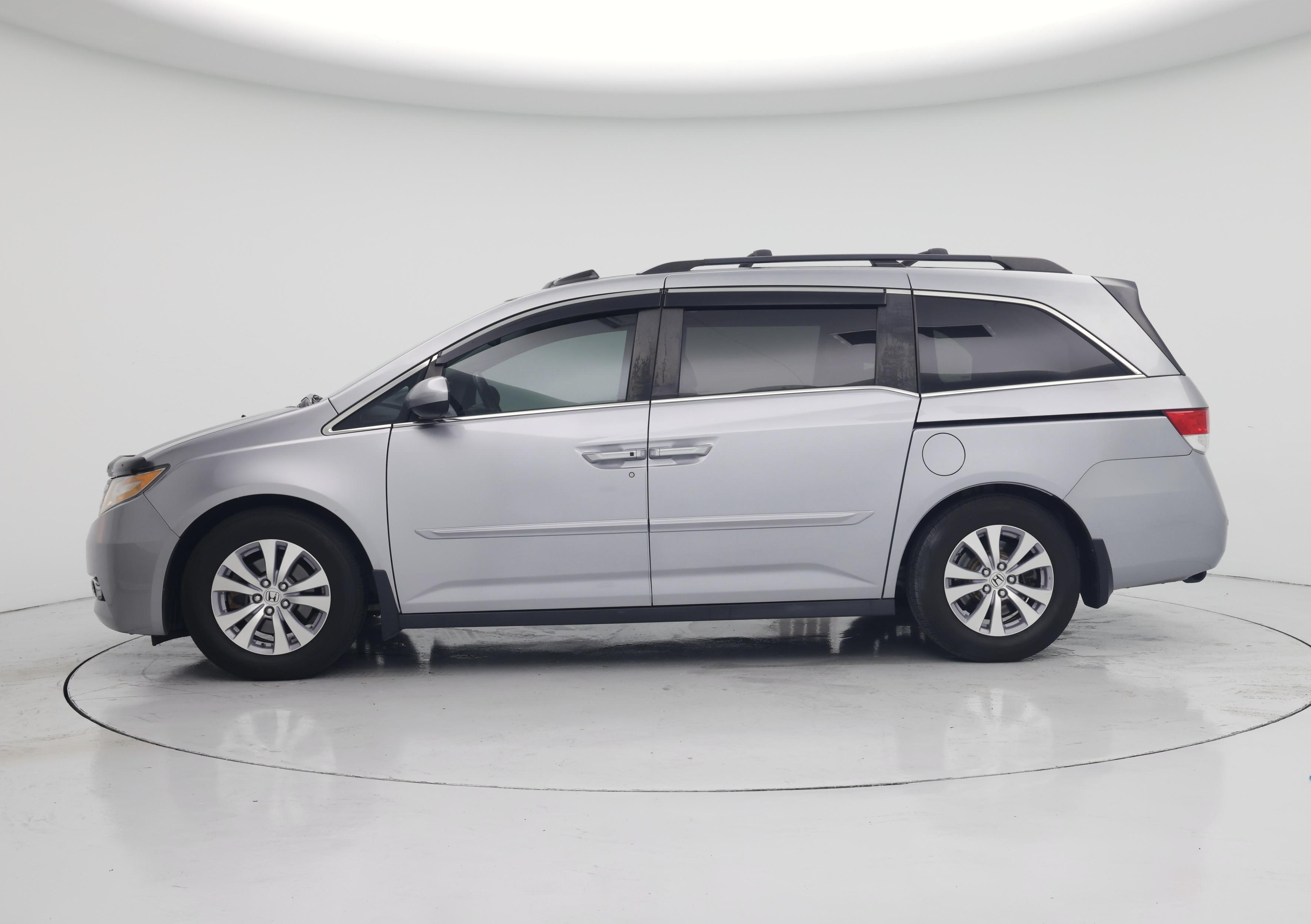Thumbnail: 2016 Honda Odyssey - 3