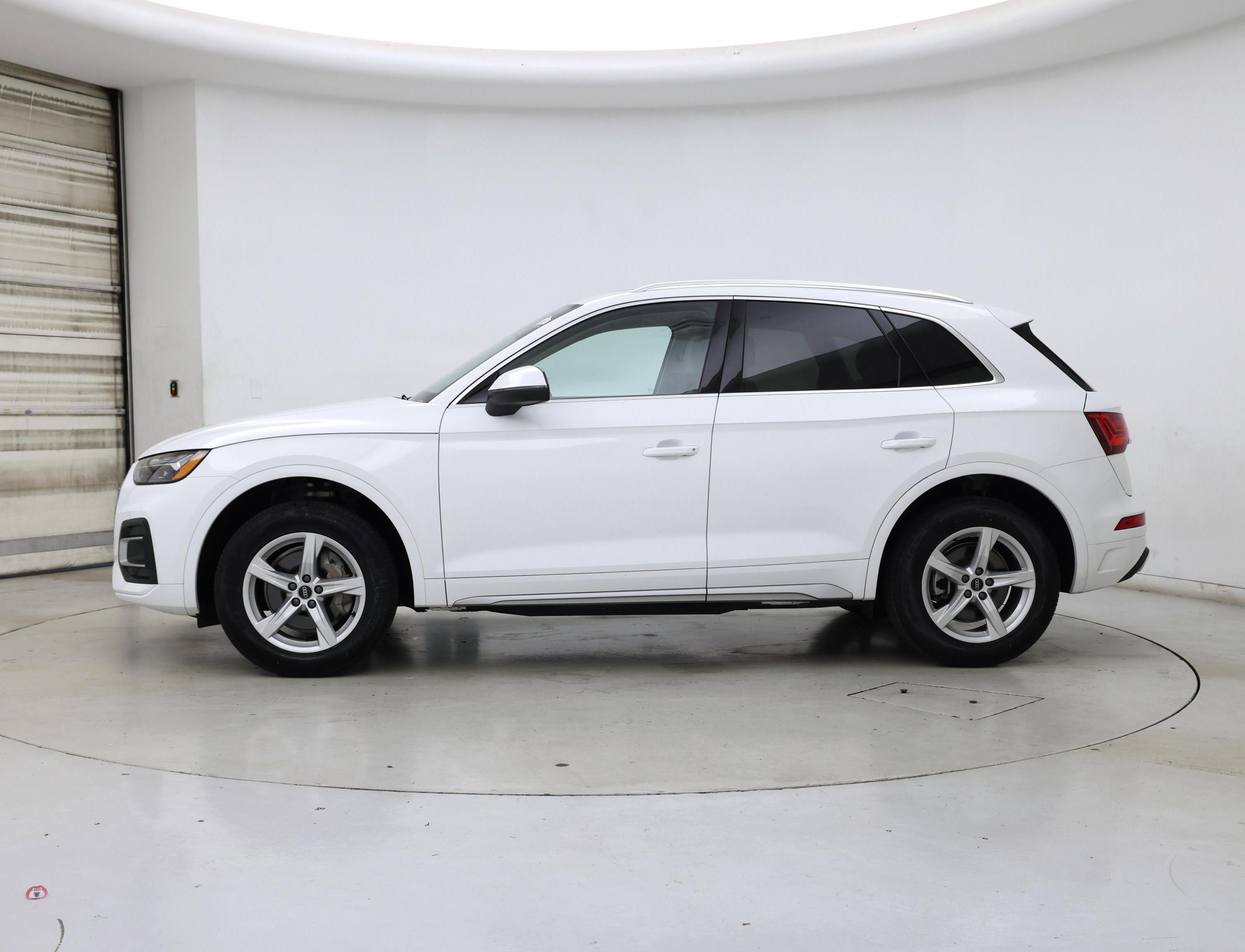 Thumbnail: 2024 Audi Q5 - 3