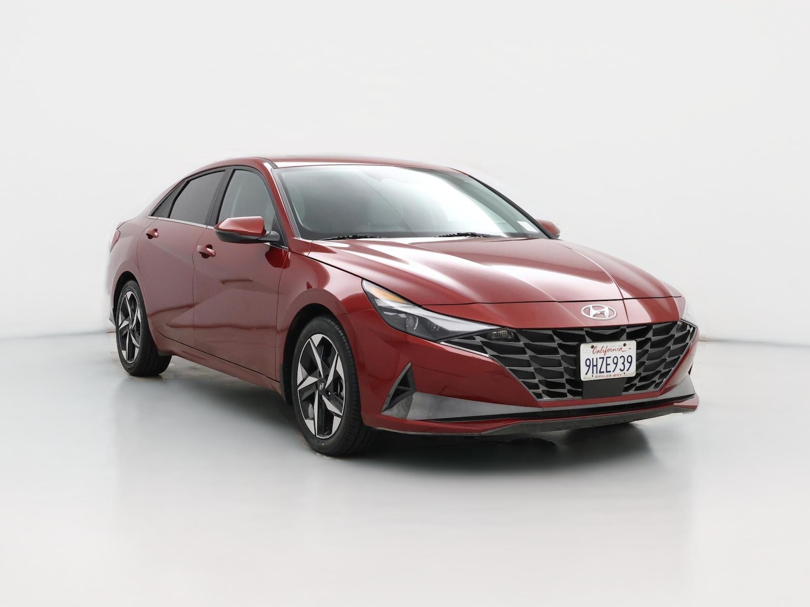 2023 Hyundai Elantra Limited - Photo 1