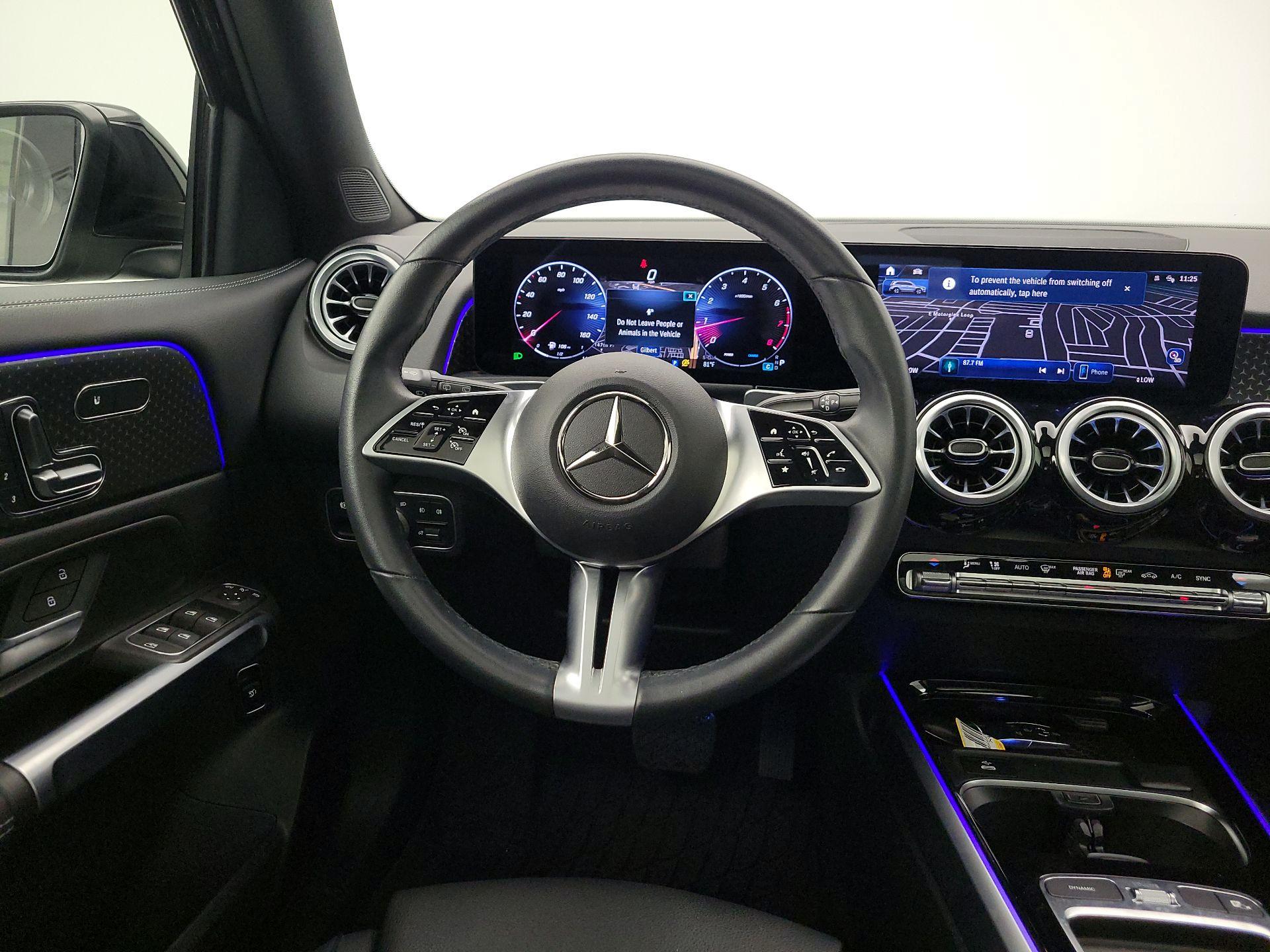 Thumbnail: 2024 Mercedes-Benz GLB - 10