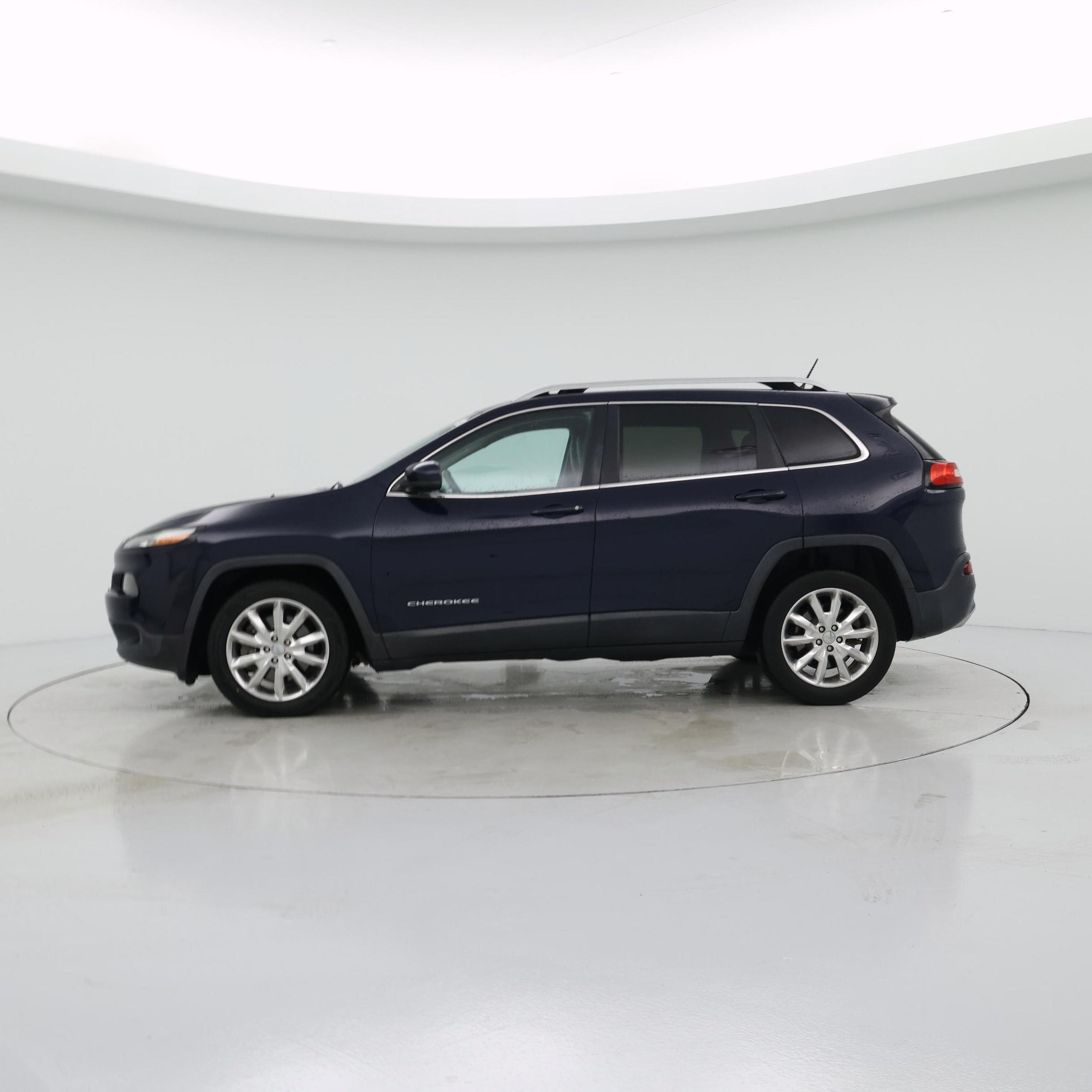 Thumbnail: 2015 Jeep Cherokee - 3