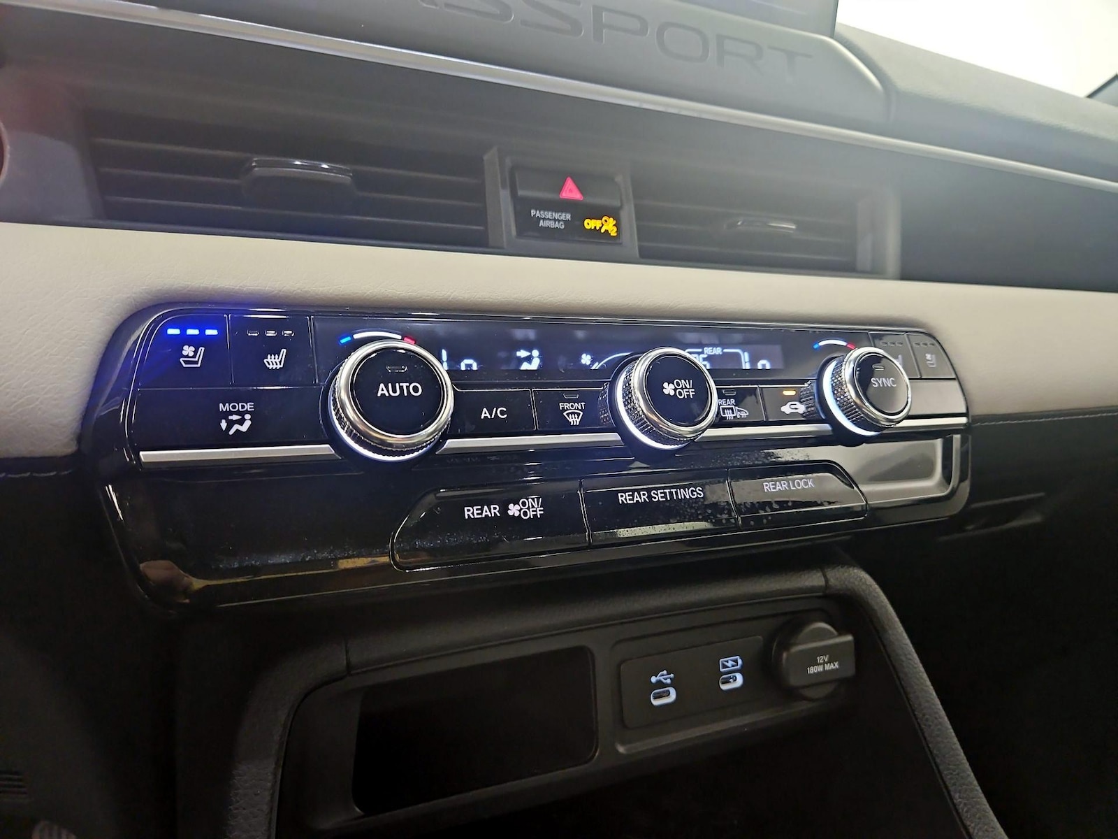 2026 Honda Passport TrailSport Elite Blackout - Photo 17