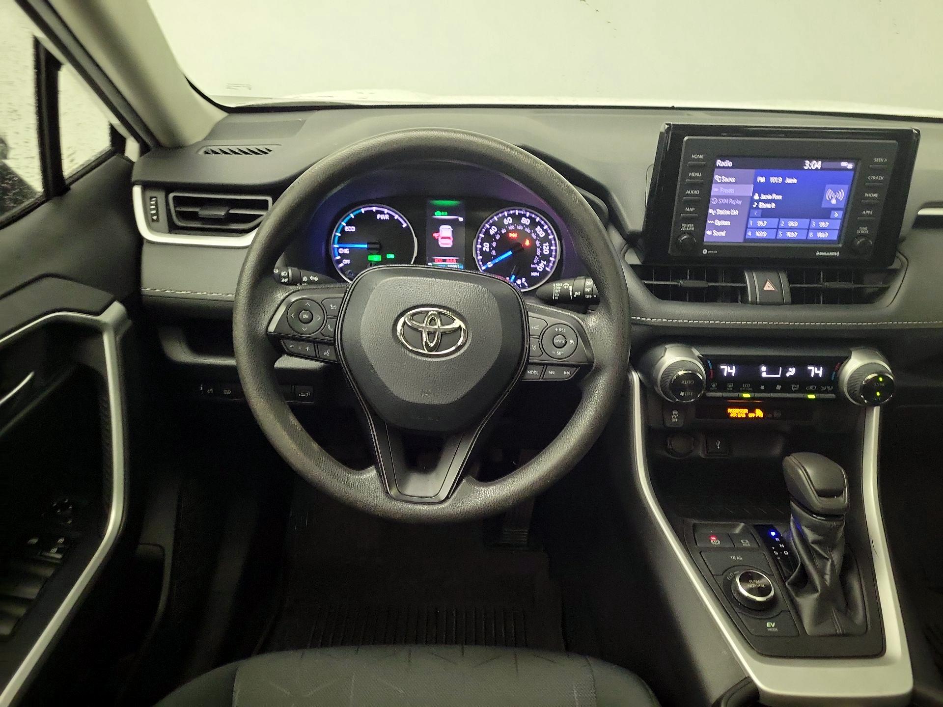 Thumbnail: 2021 Toyota RAV4 - 10
