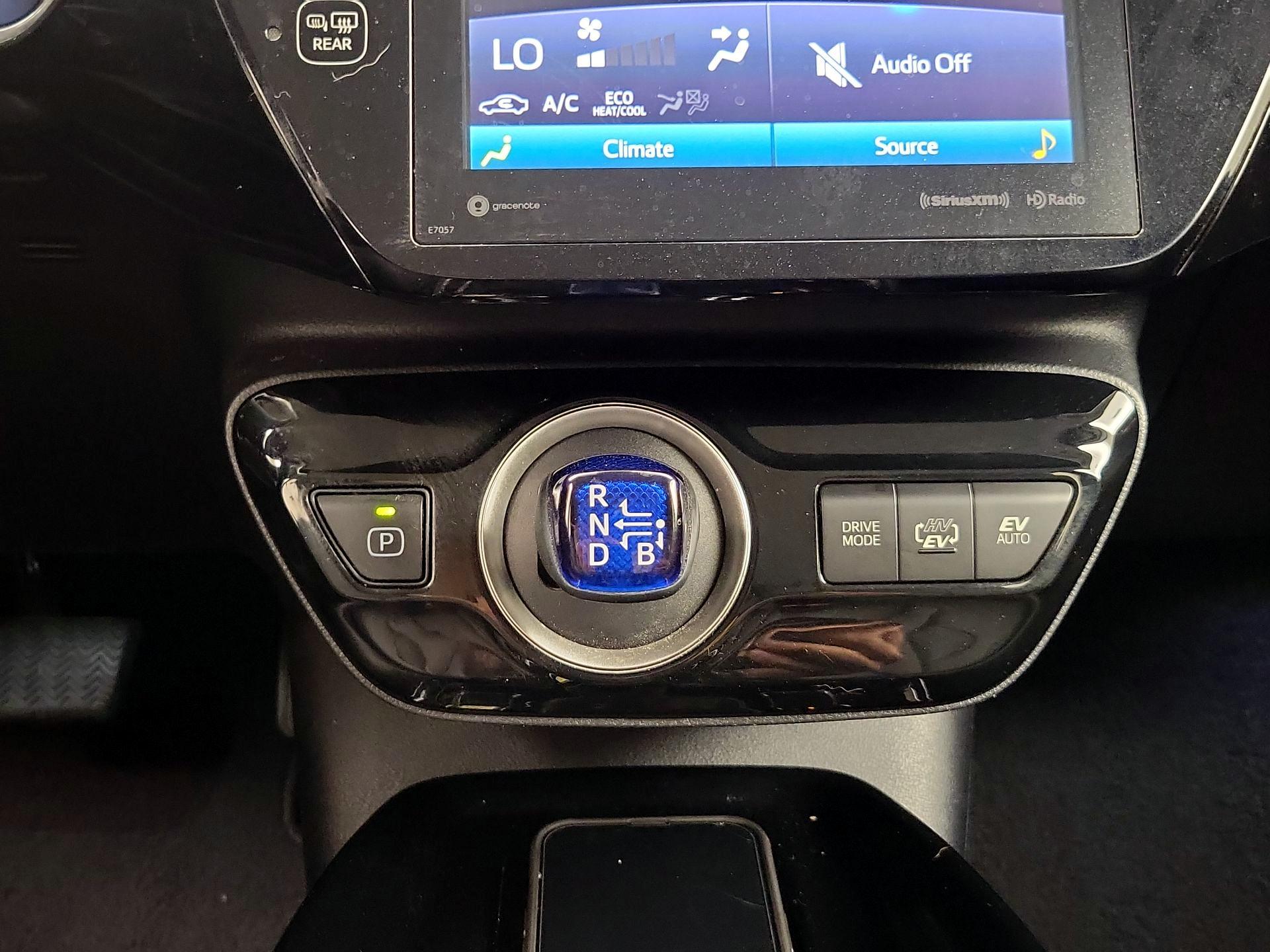 Thumbnail: 2021 Toyota Prius Prime - 18