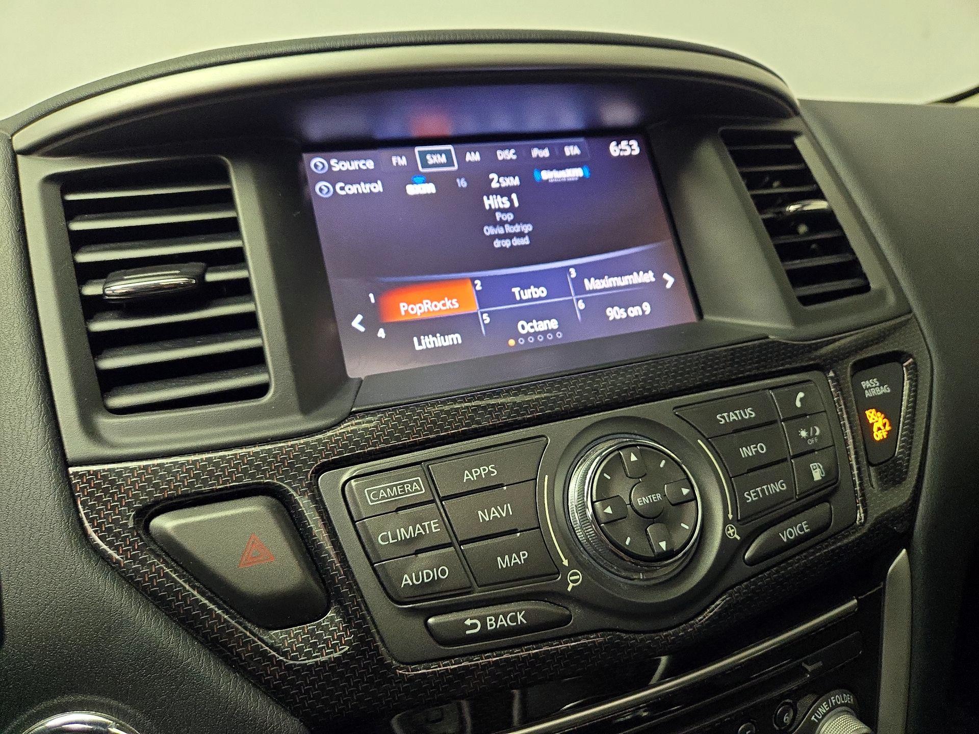 Thumbnail: 2020 Nissan Pathfinder - 16