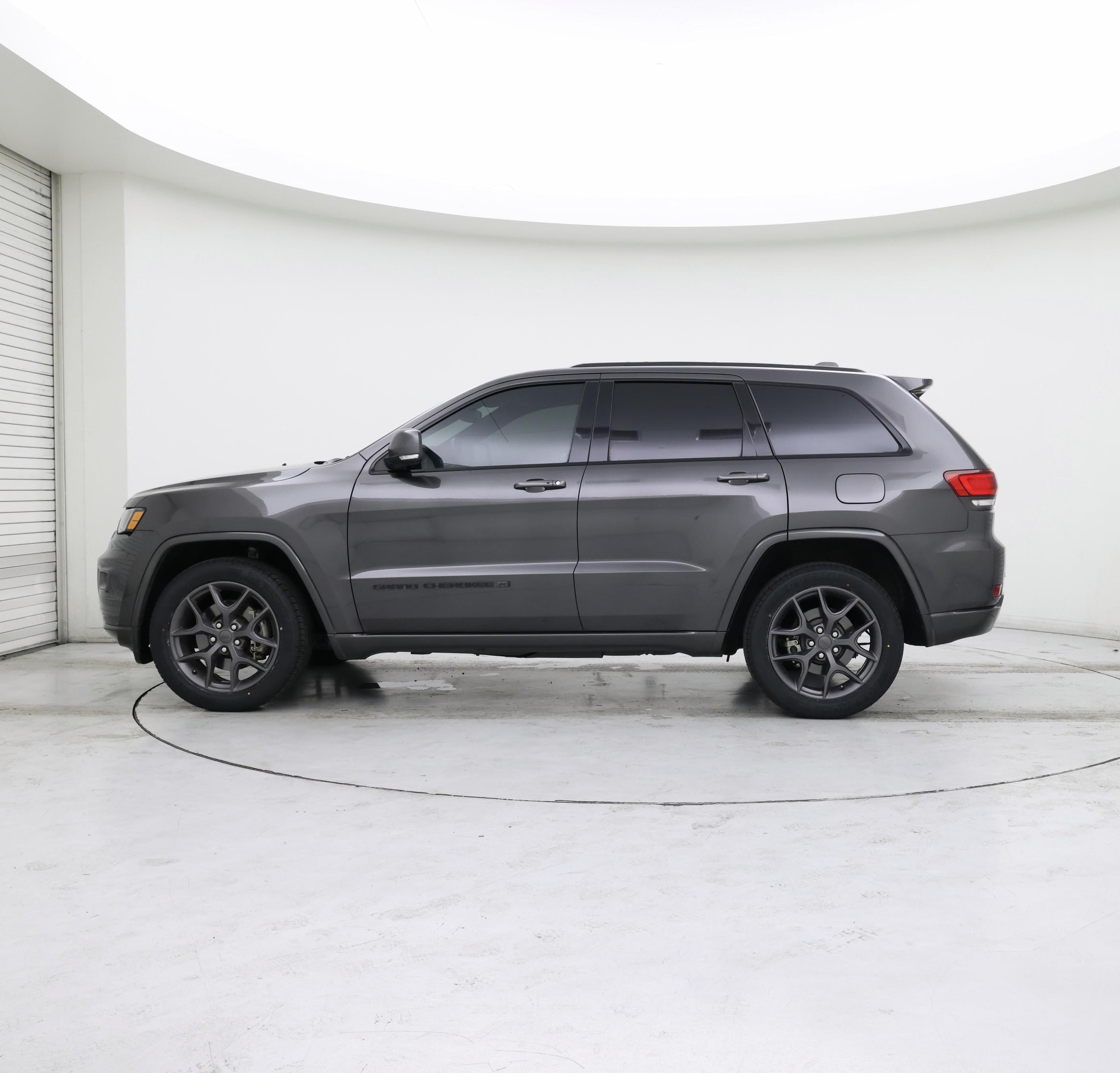 Thumbnail: 2021 Jeep Grand Cherokee - 3