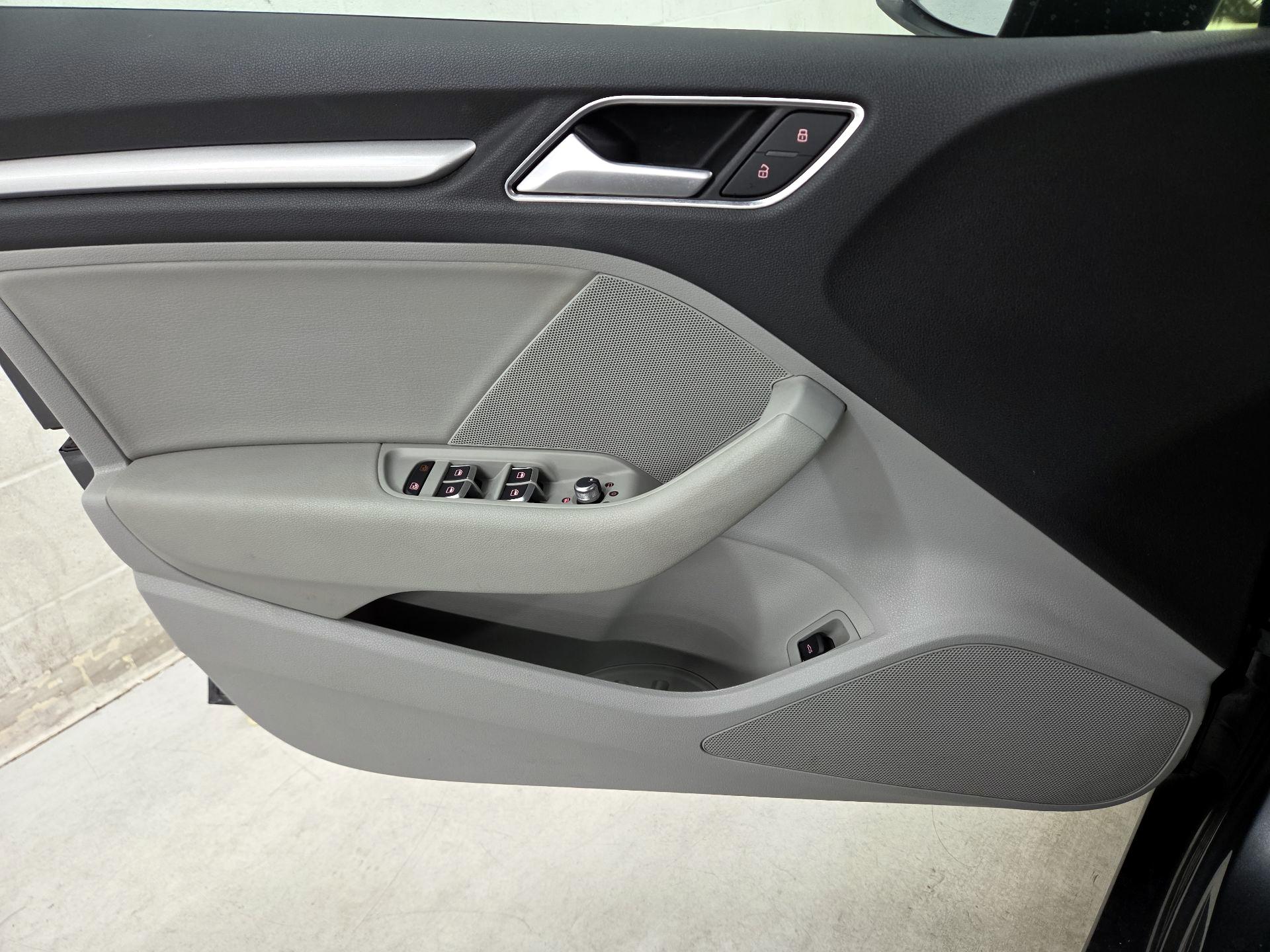 Thumbnail: 2016 Audi A3 - 12