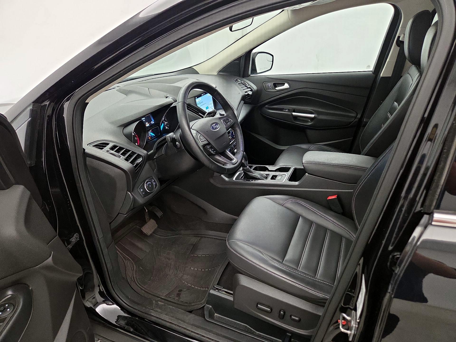Thumbnail: 2019 Ford Escape - 11
