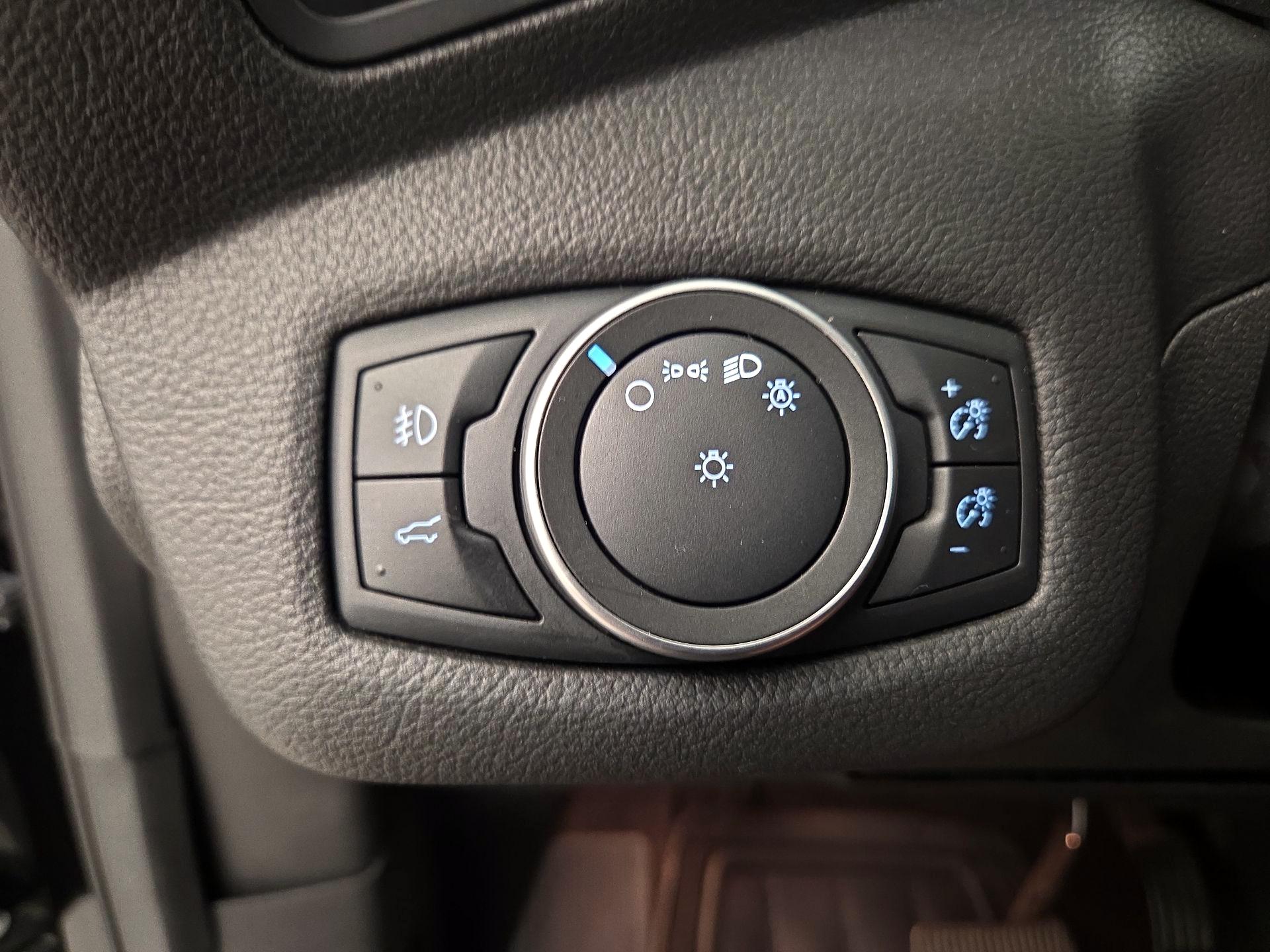 Thumbnail: 2019 Ford Escape - 13