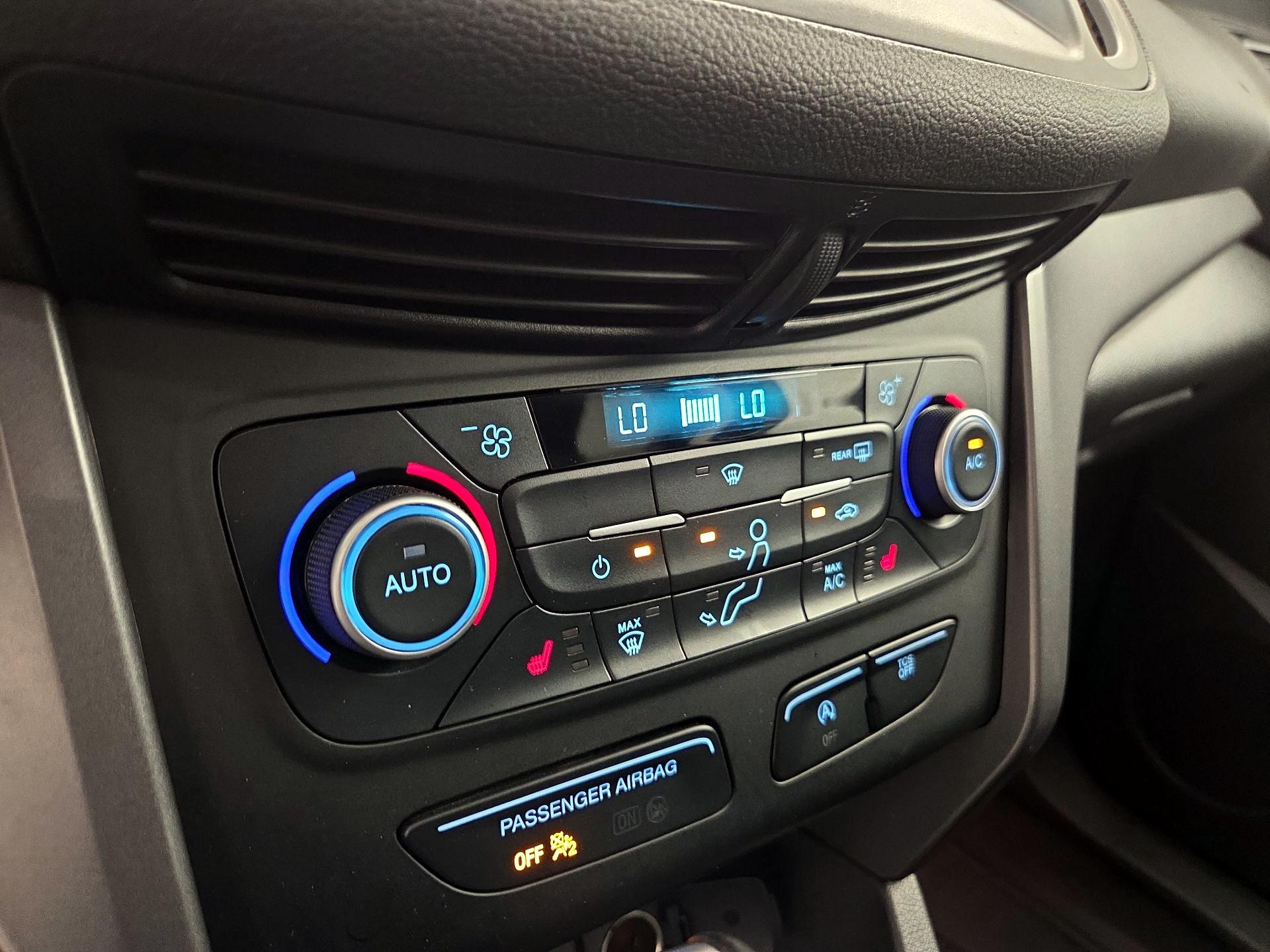 Thumbnail: 2019 Ford Escape - 16