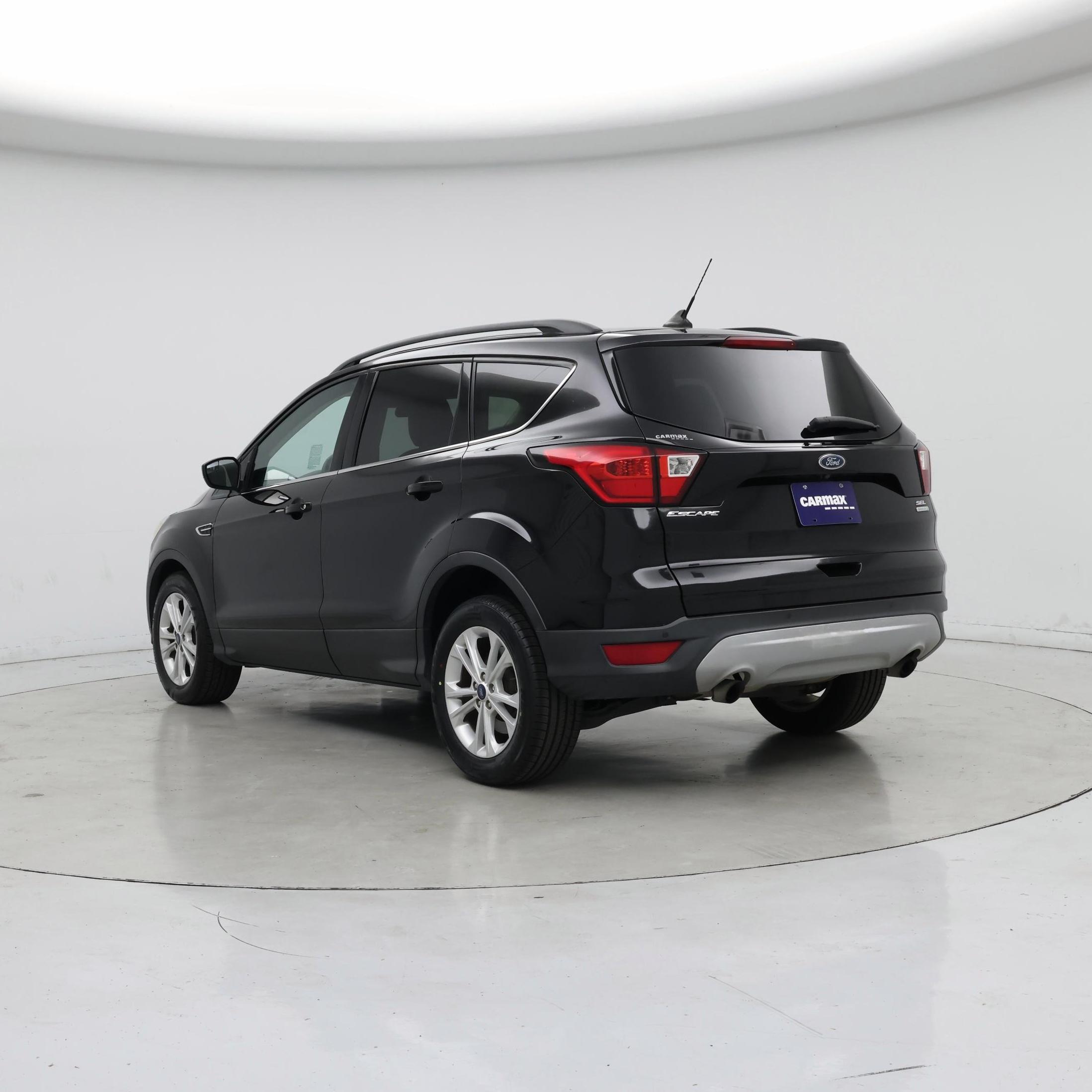 Thumbnail: 2019 Ford Escape - 2