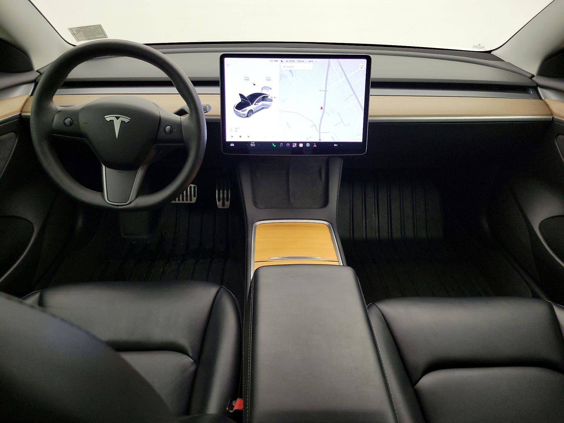 Thumbnail: 2021 Tesla Model 3 - 9