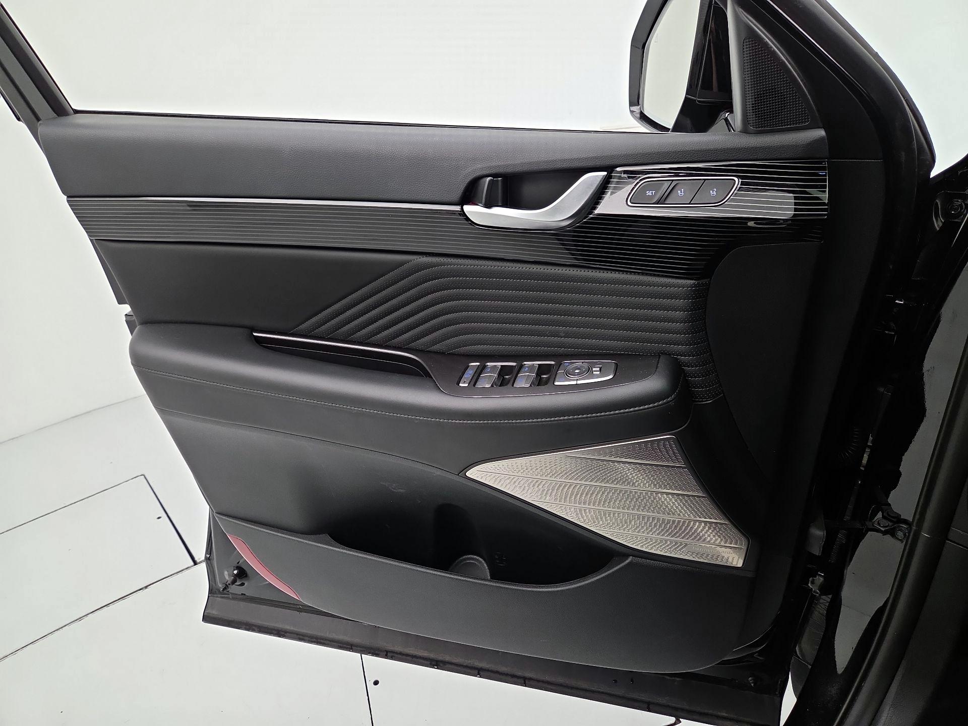 Thumbnail: 2025 Hyundai Palisade - 12