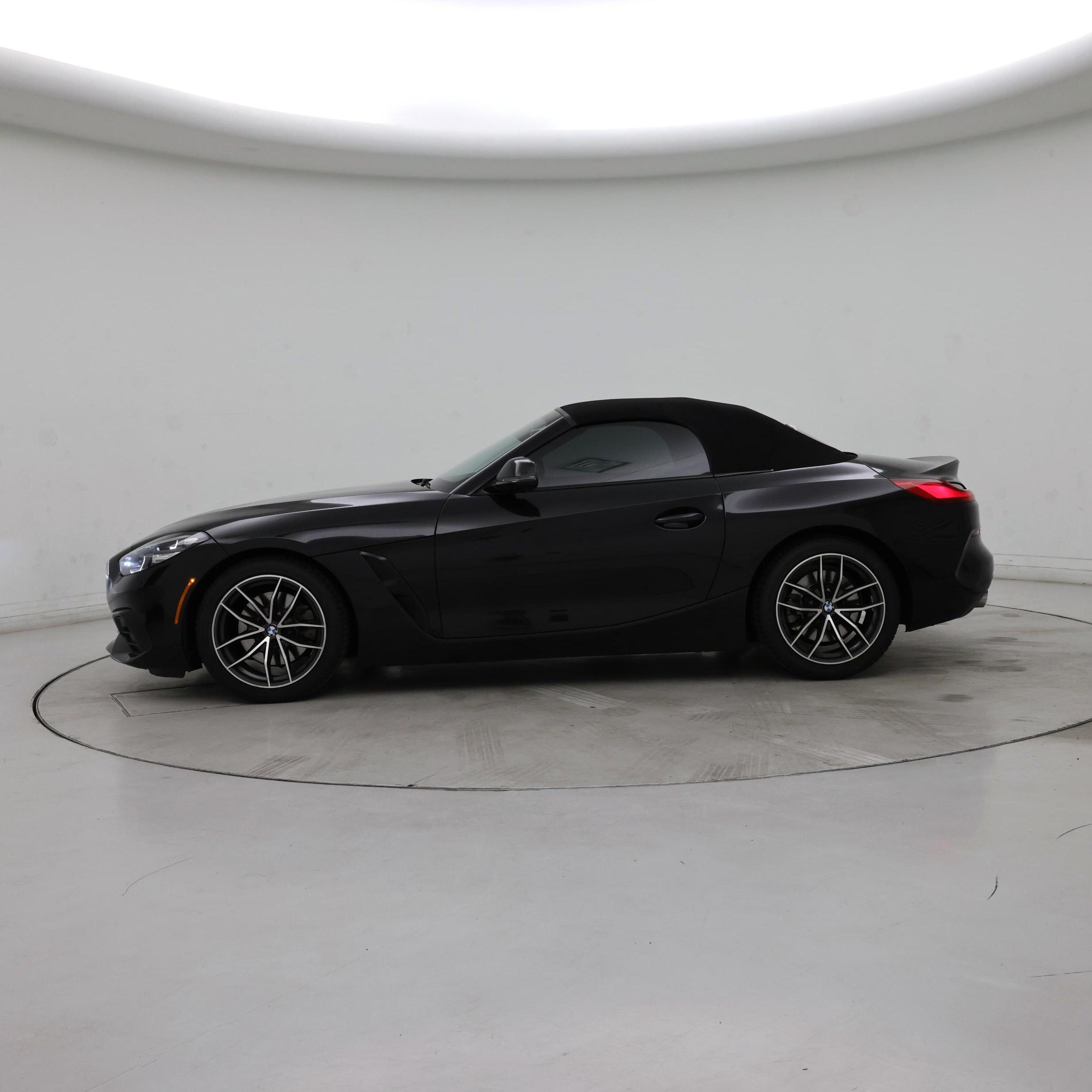 Thumbnail: 2021 BMW Z4 - 3