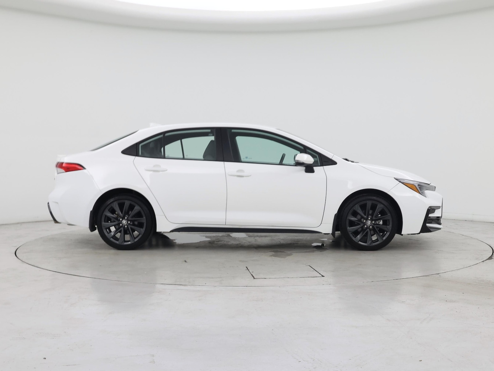 2025 Toyota Corolla SE - Photo 8