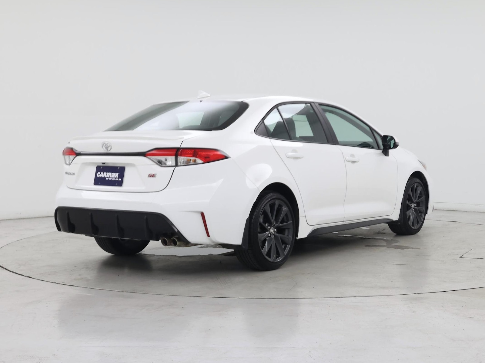 2025 Toyota Corolla SE - Photo 9