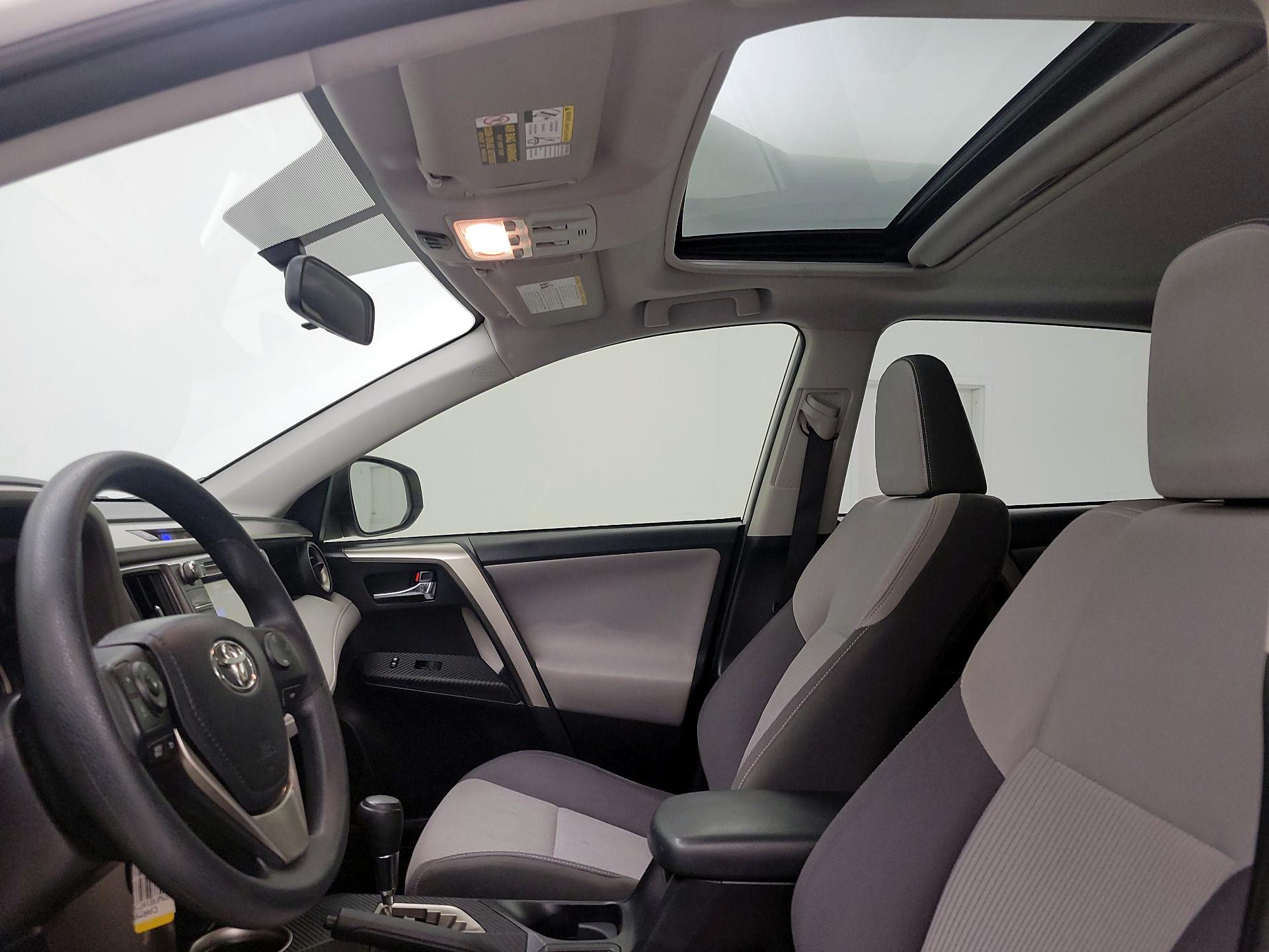 Thumbnail: 2014 Toyota RAV4 - 19