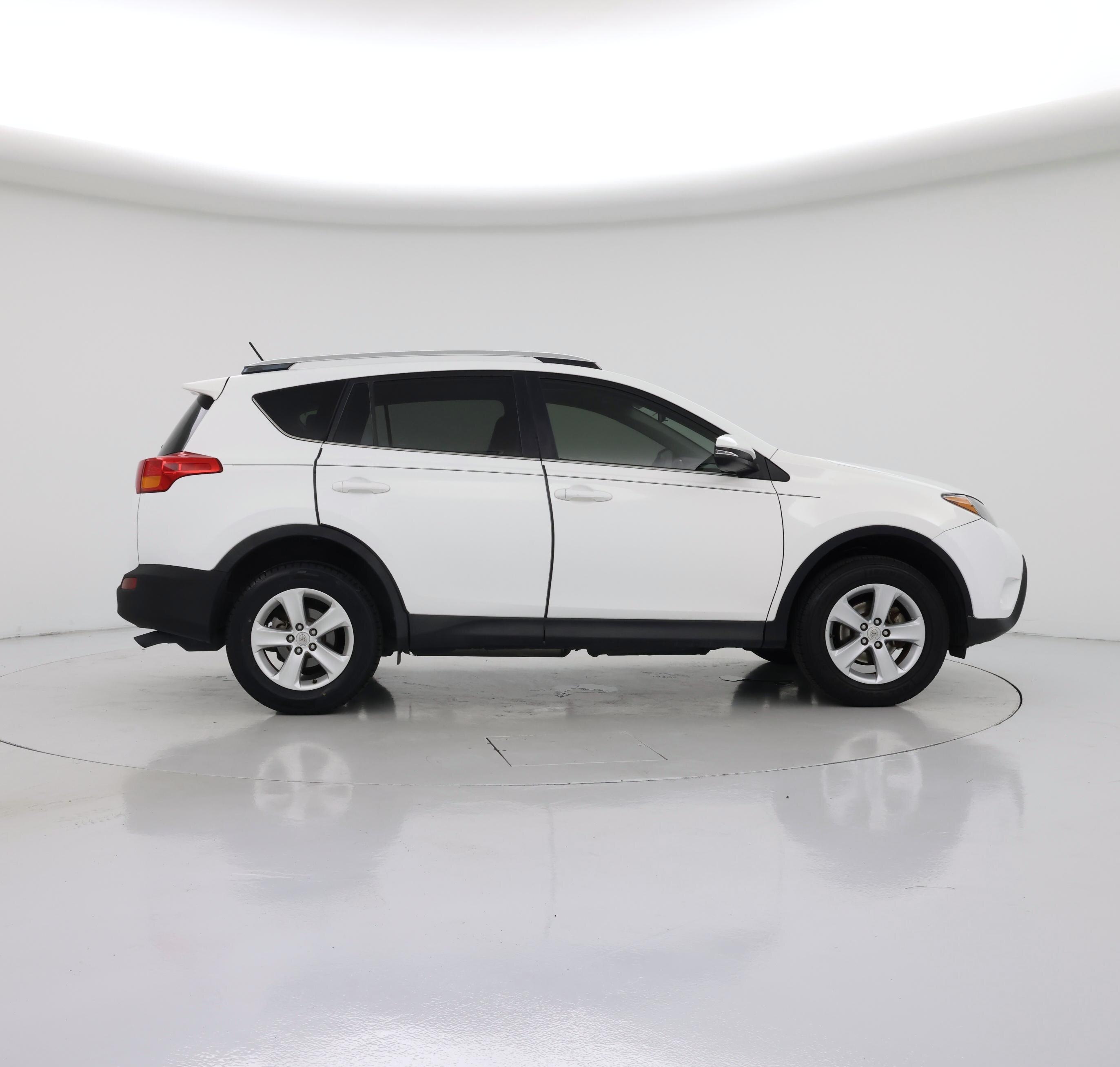 Thumbnail: 2014 Toyota RAV4 - 7