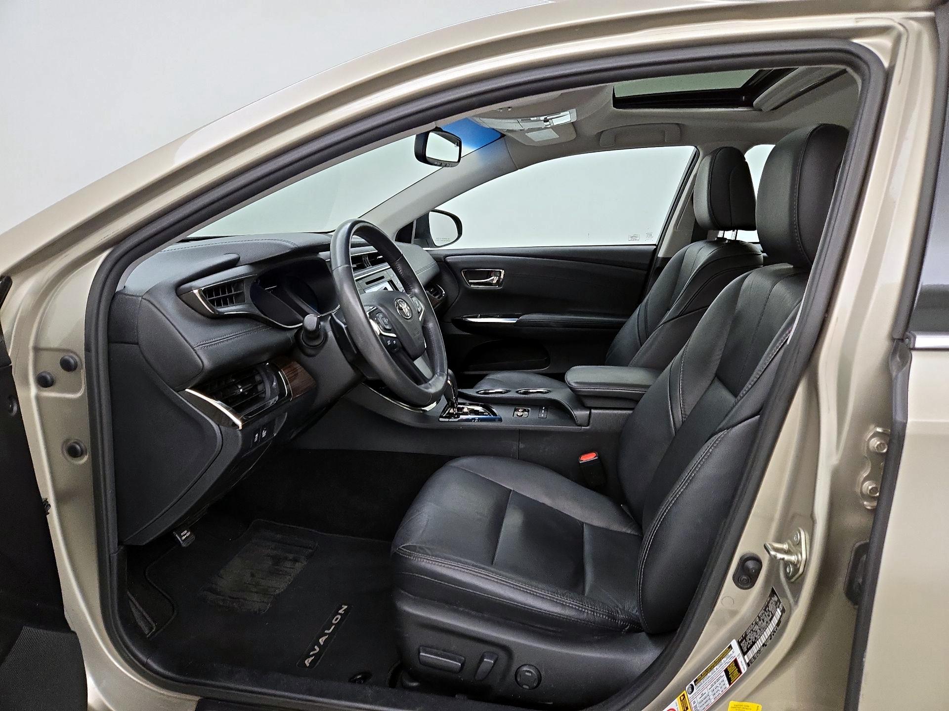 Thumbnail: 2015 Toyota Avalon - 11