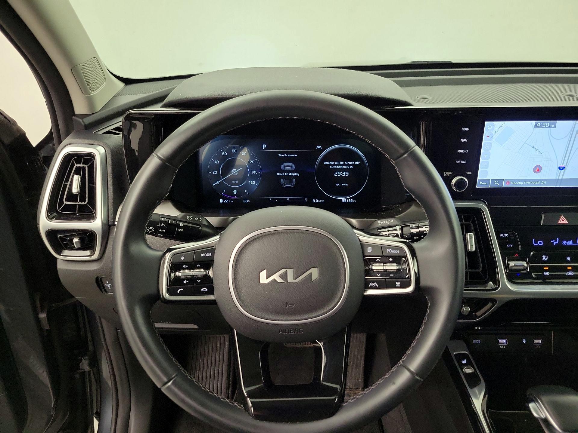 Thumbnail: 2023 Kia Sorento - 10