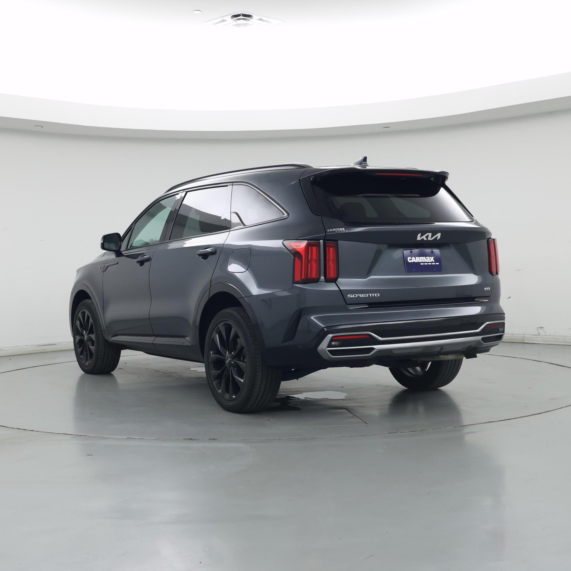 Thumbnail: 2023 Kia Sorento - 2