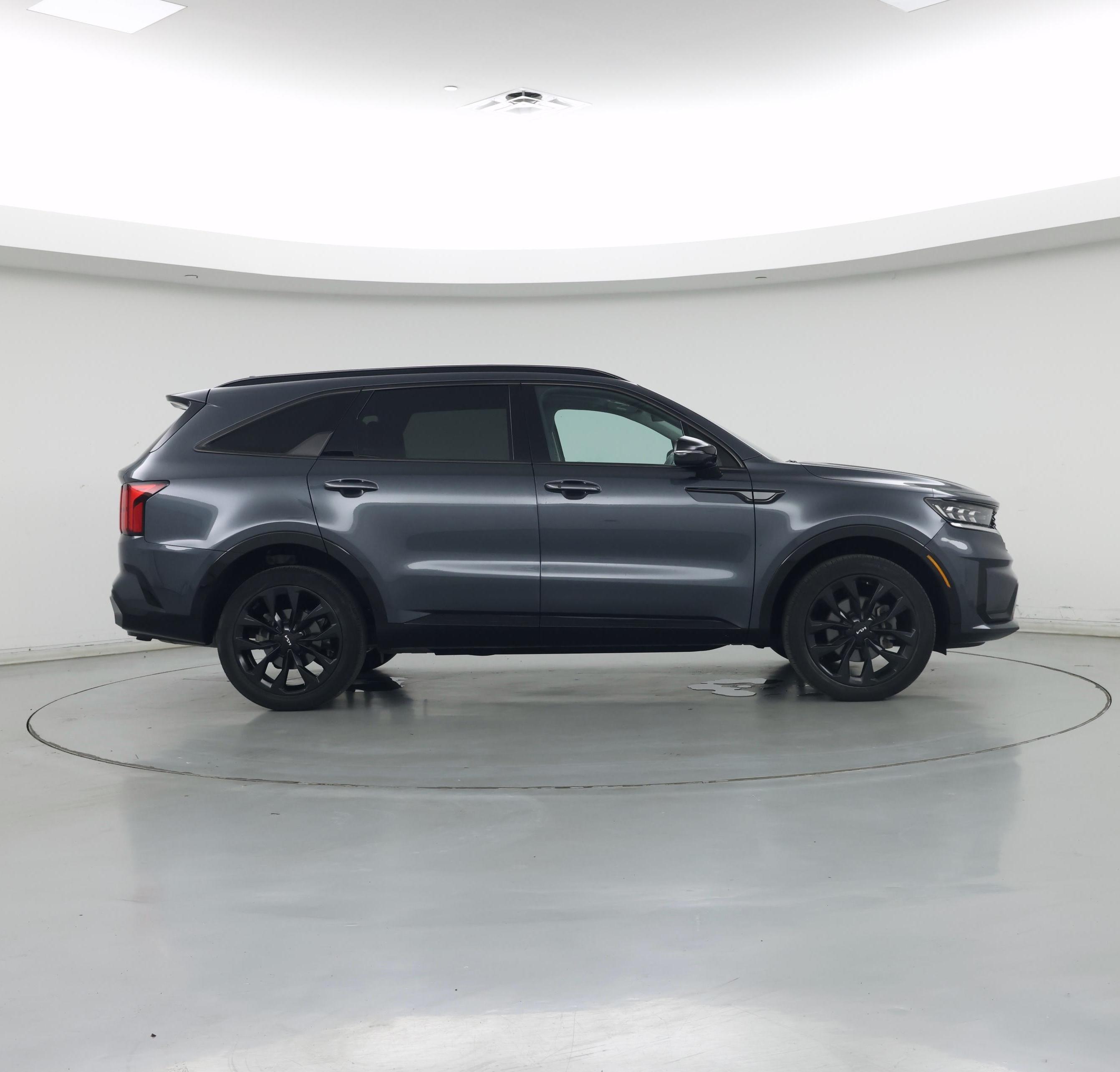 Thumbnail: 2023 Kia Sorento - 7