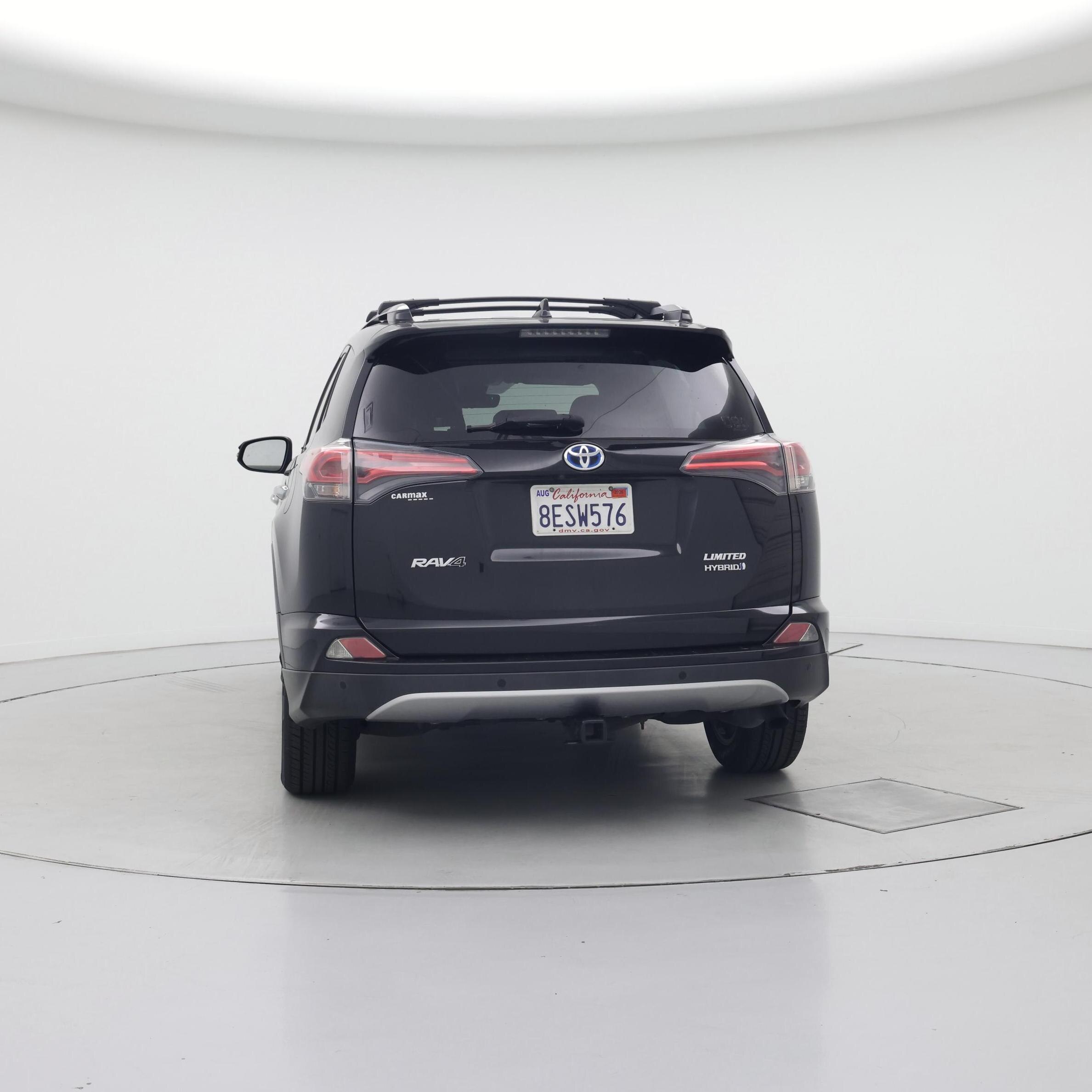 Thumbnail: 2017 Toyota RAV4 - 6