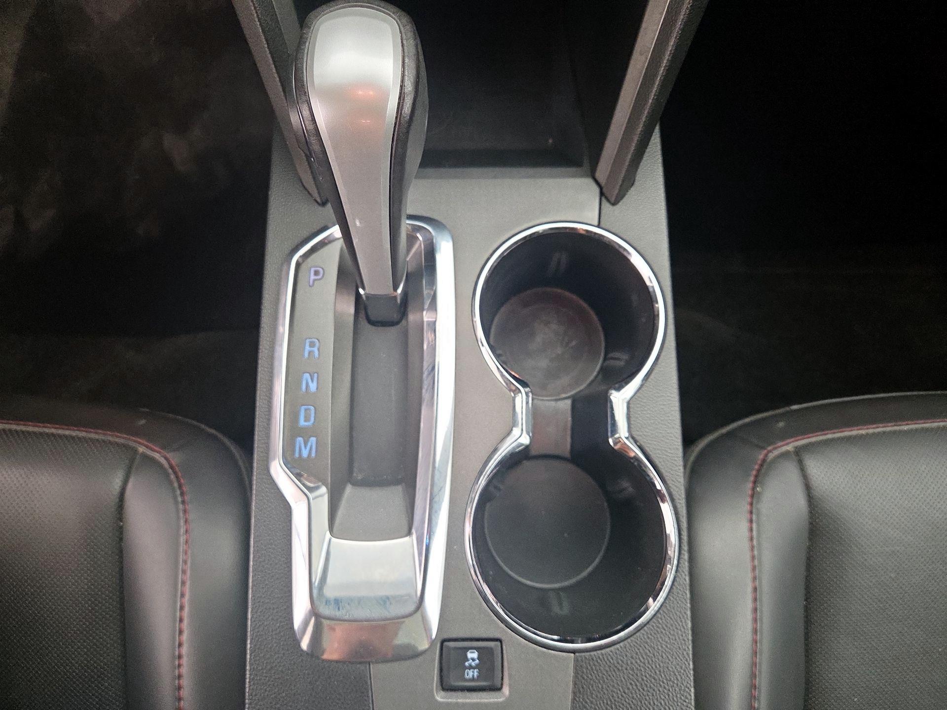 Thumbnail: 2015 Chevrolet Equinox - 18