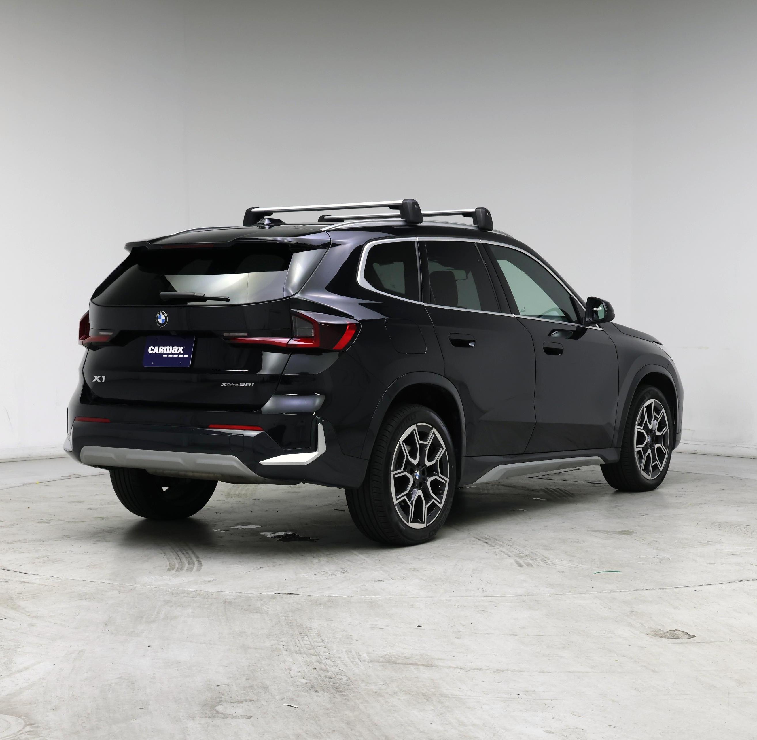 Thumbnail: 2025 BMW X1 - 8