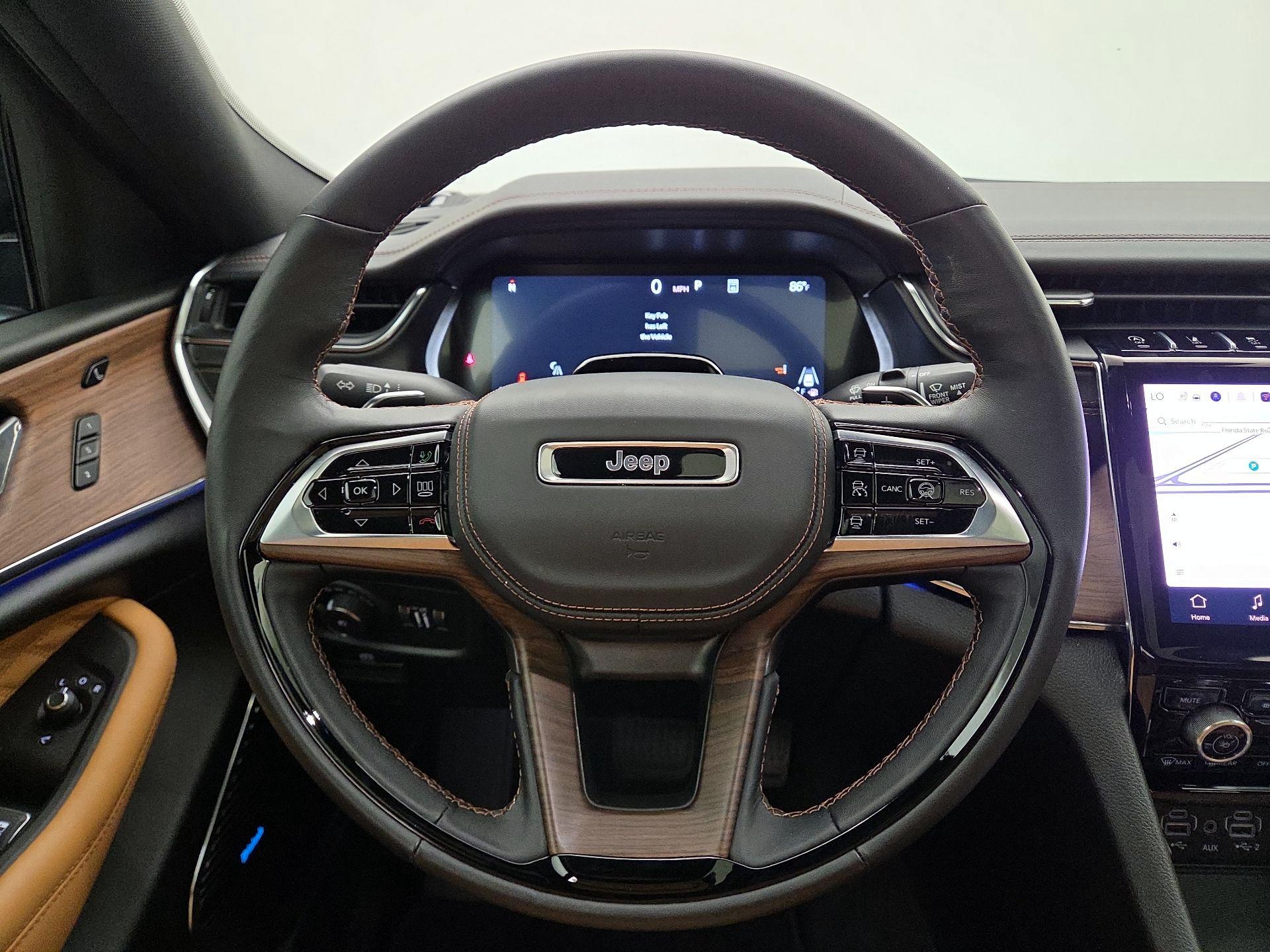 Thumbnail: 2025 Jeep Grand Cherokee - 10