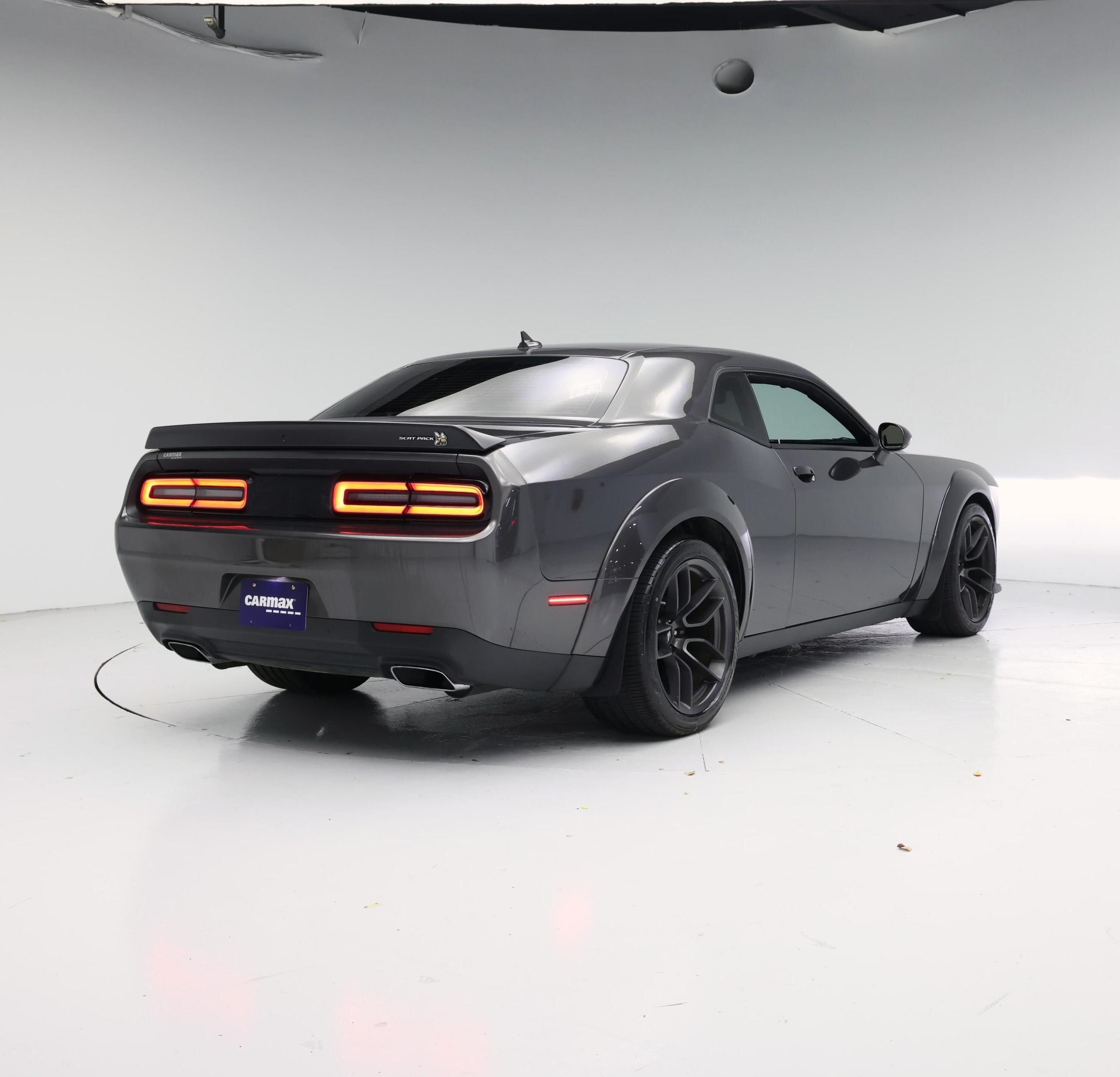 Thumbnail: 2021 Dodge Challenger - 8