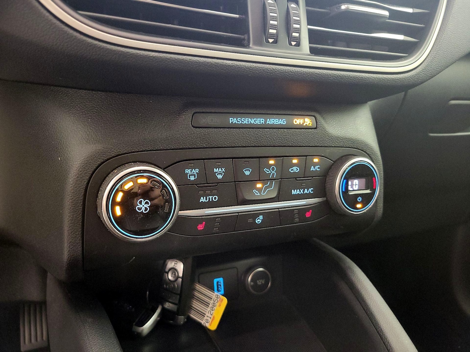 2020 Ford Escape SEL - Photo 18