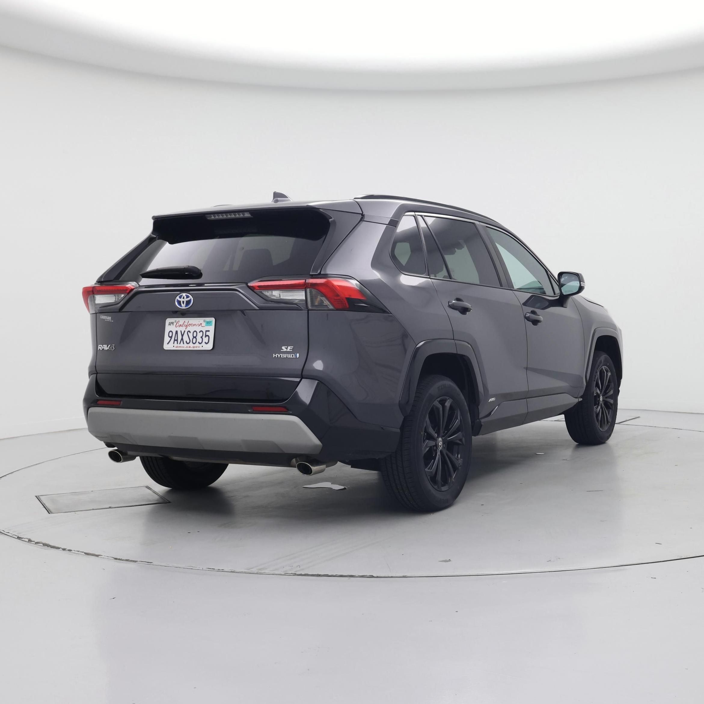 Thumbnail: 2022 Toyota RAV4 - 8