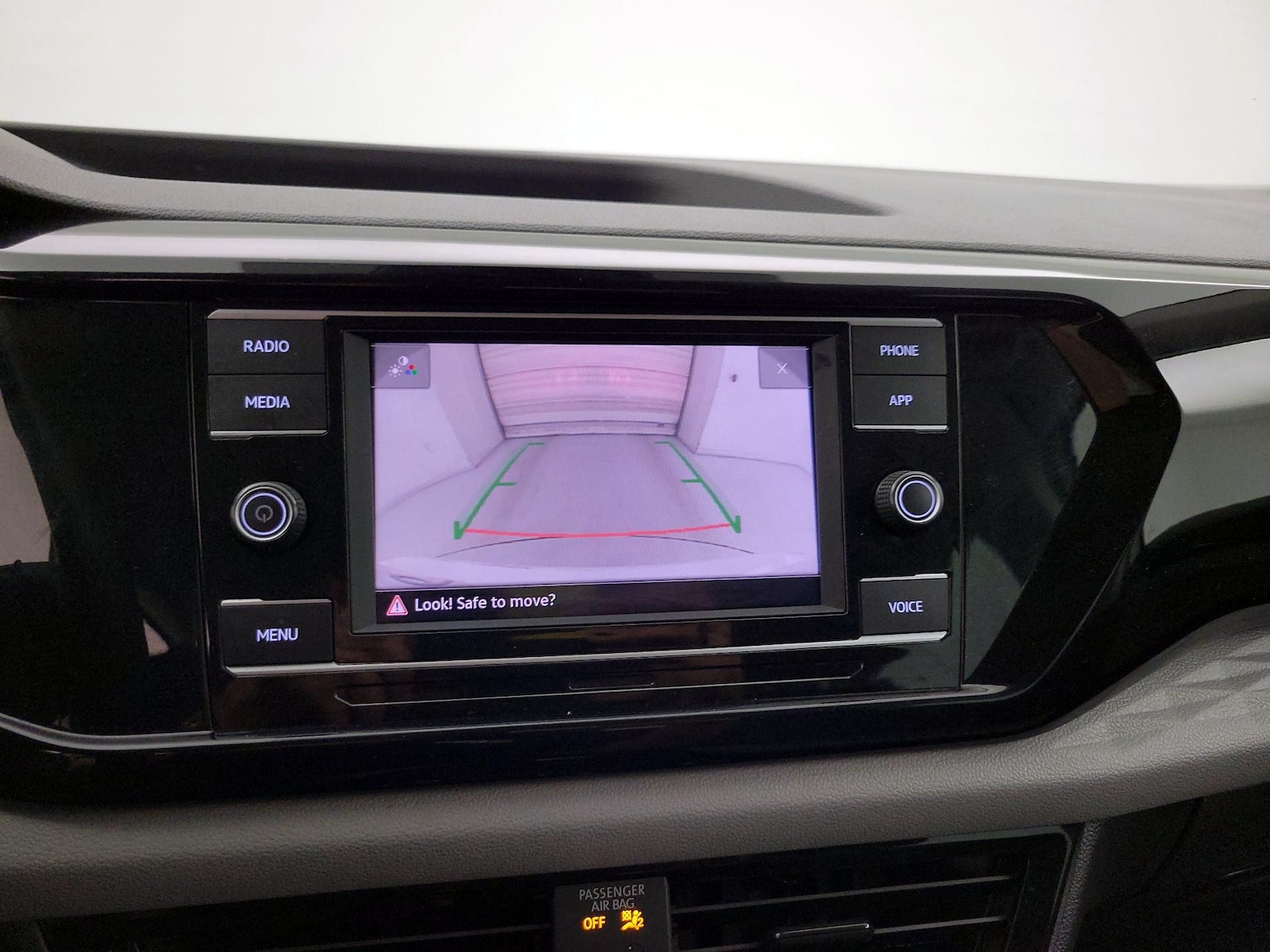 2022 Volkswagen Taos S - Photo 15
